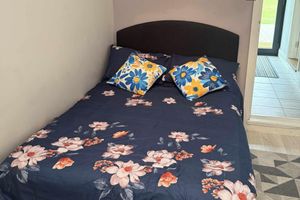 Alquiler Vacacional - 1 Bedroom Annex - 2 Mins From Train Station