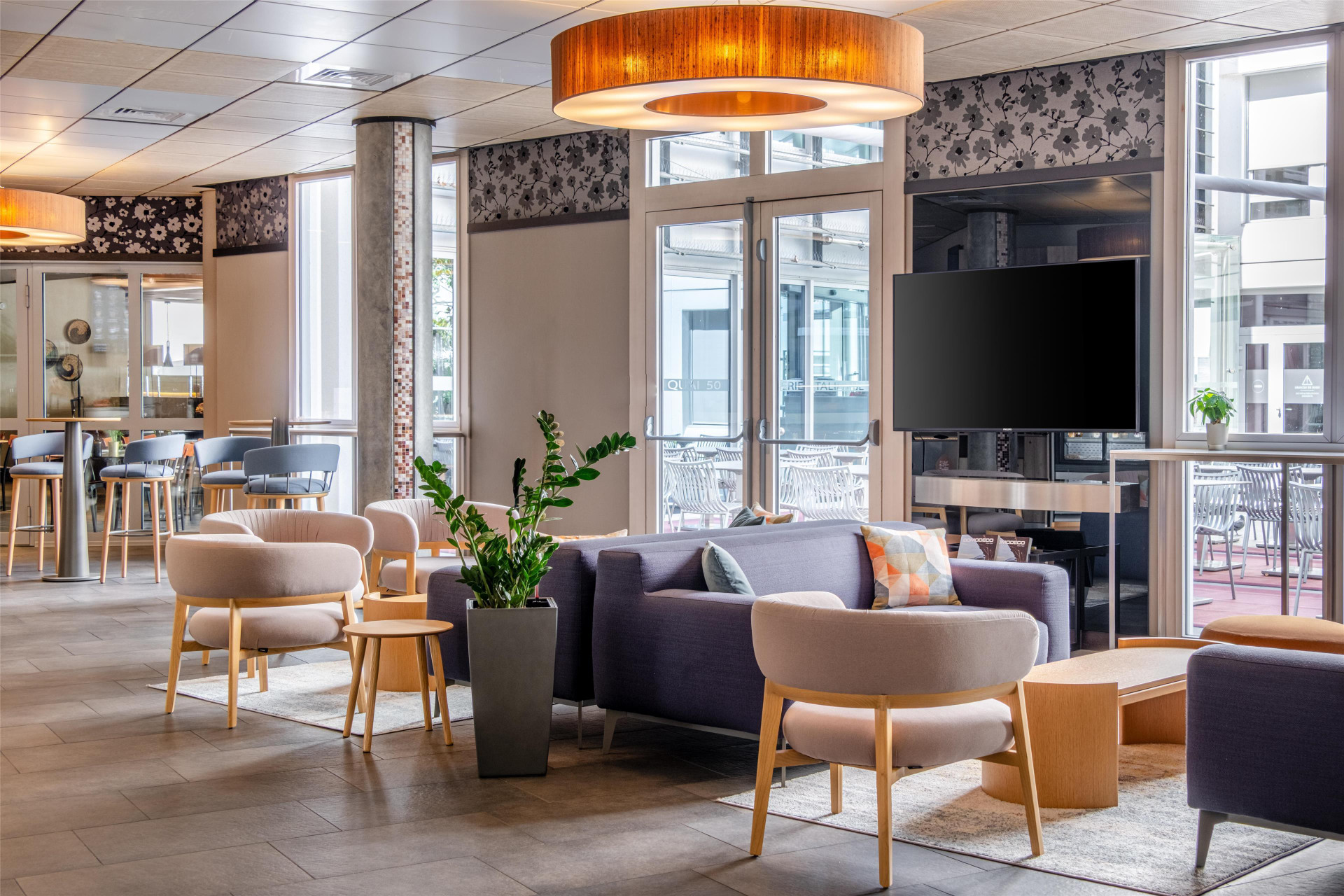 Vista Lobby Spark by Hilton Lyon Ouest