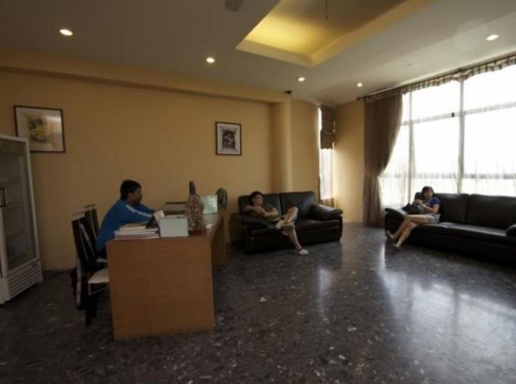 Comodidades del Alojamiento Hotel Zamburger Sg Bakap