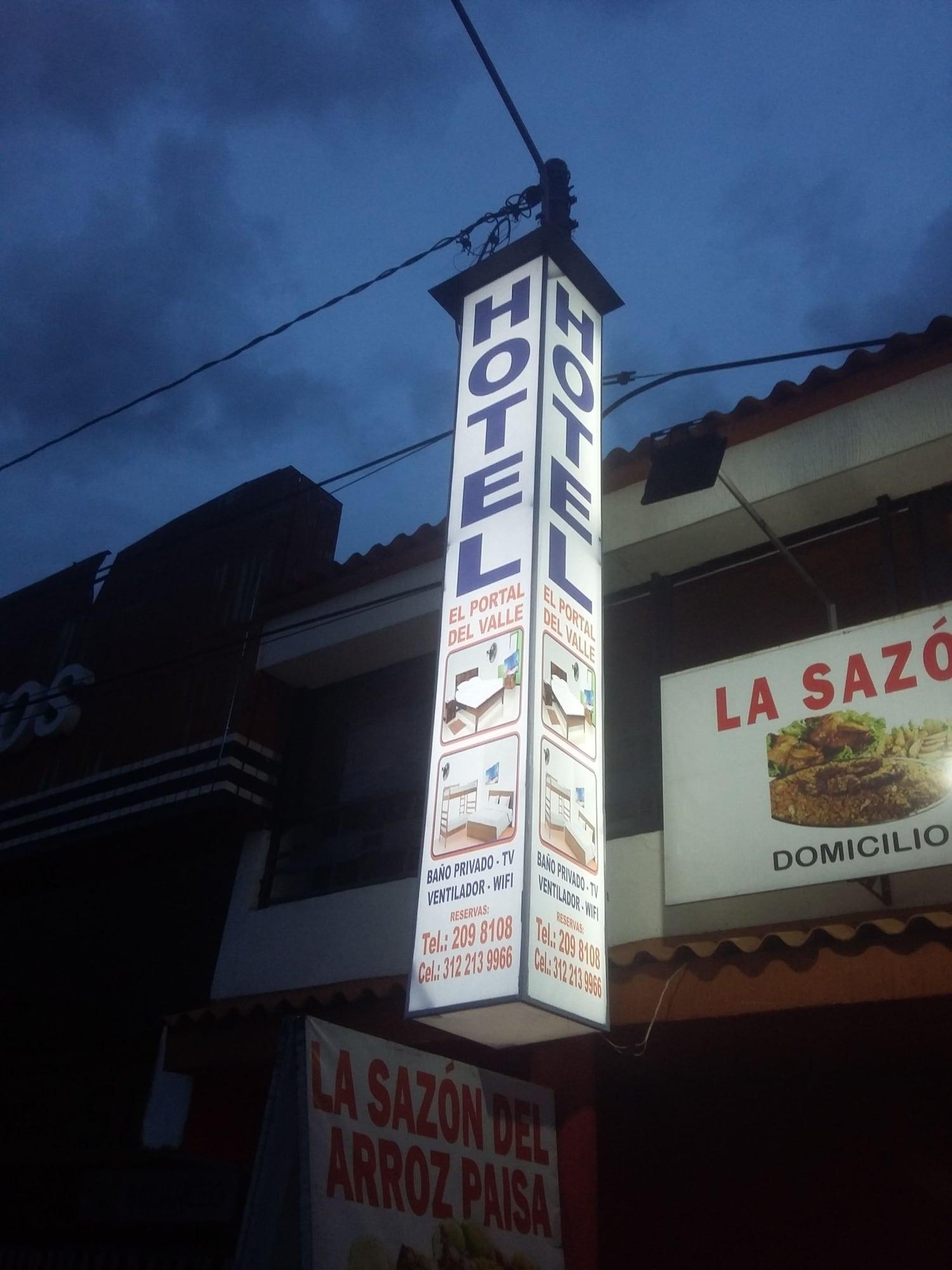 Vista Exterior Hotel Portal del Valle