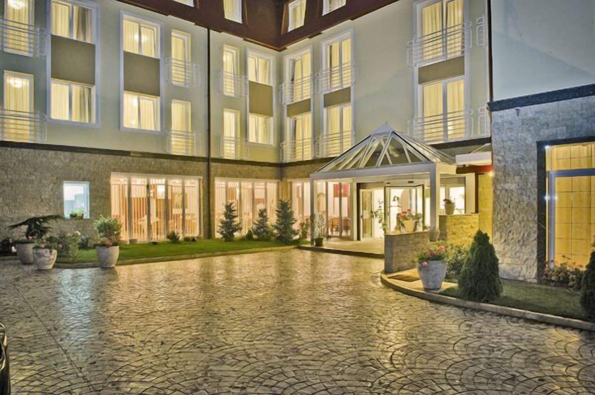 Varios Citrin Hotel - Adults Only