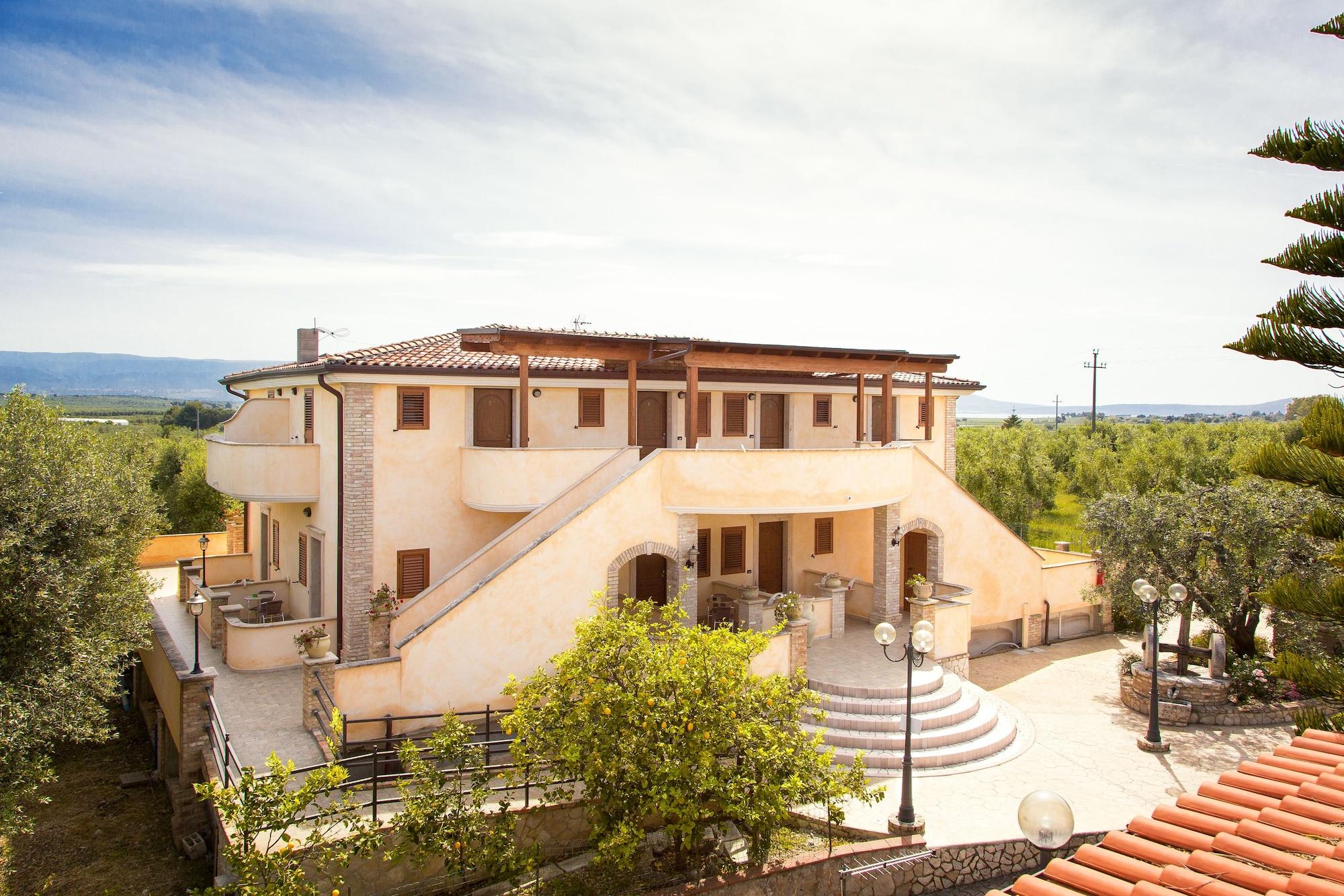 Varios Albergo Il Giardino