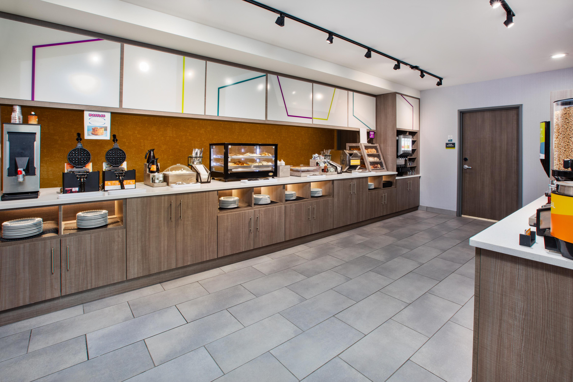 Restaurant Home2 Suites By Hilton Traverse City