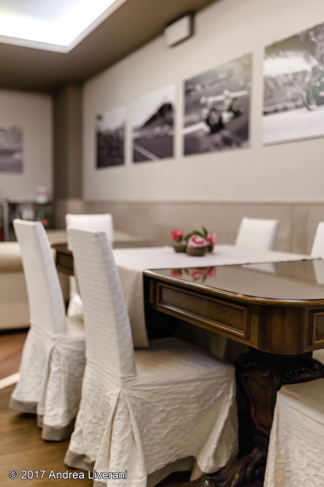 Vista Lobby Hotel Donatello Imola