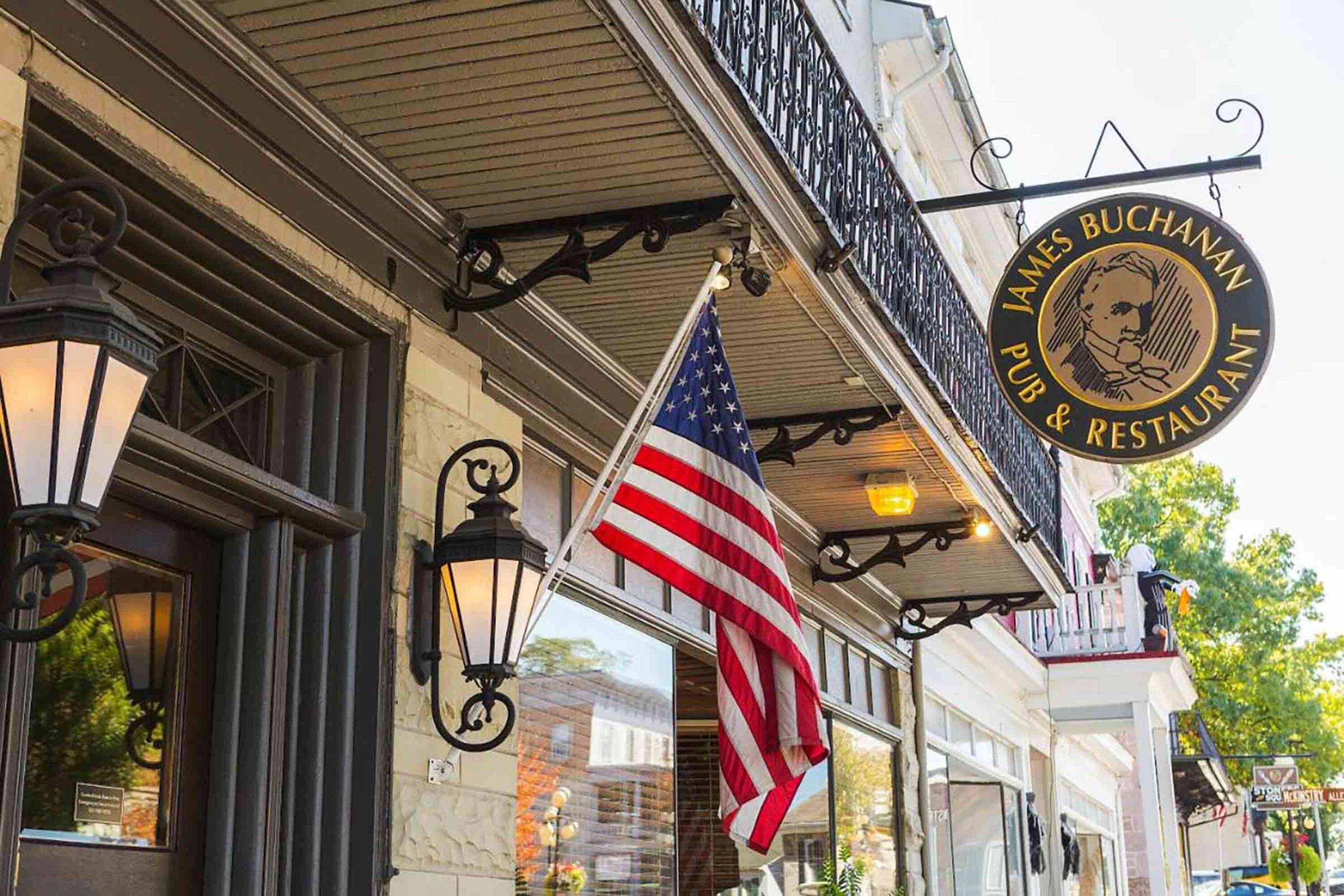 Vista Exterior James Buchanan Hotel, Trademark Collection By Wyndham