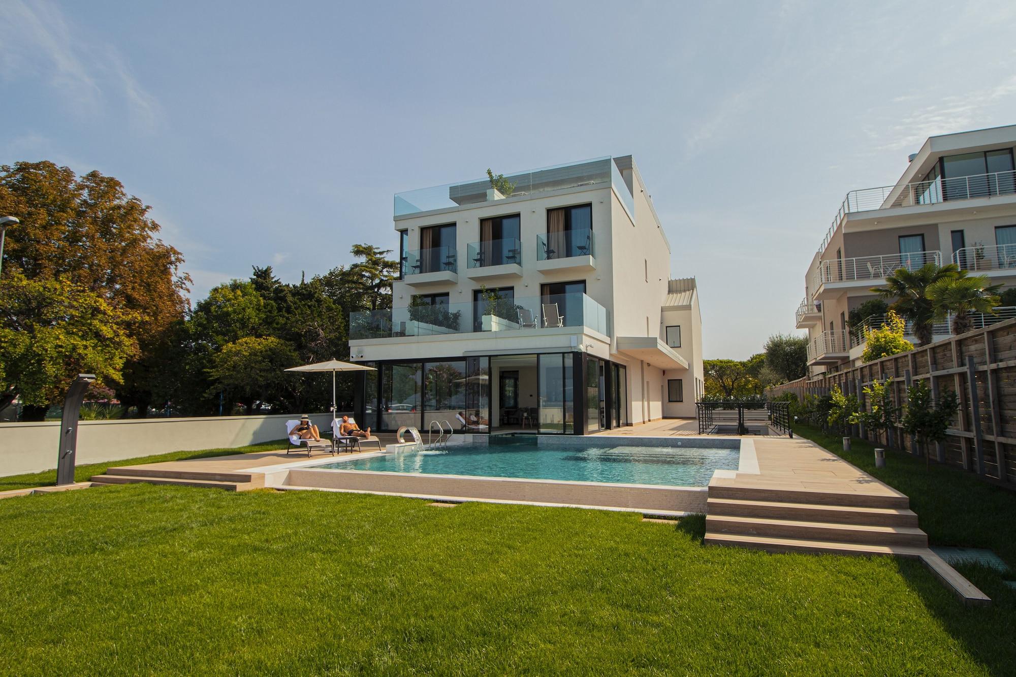 Varios Hotel Vinci Sirmione