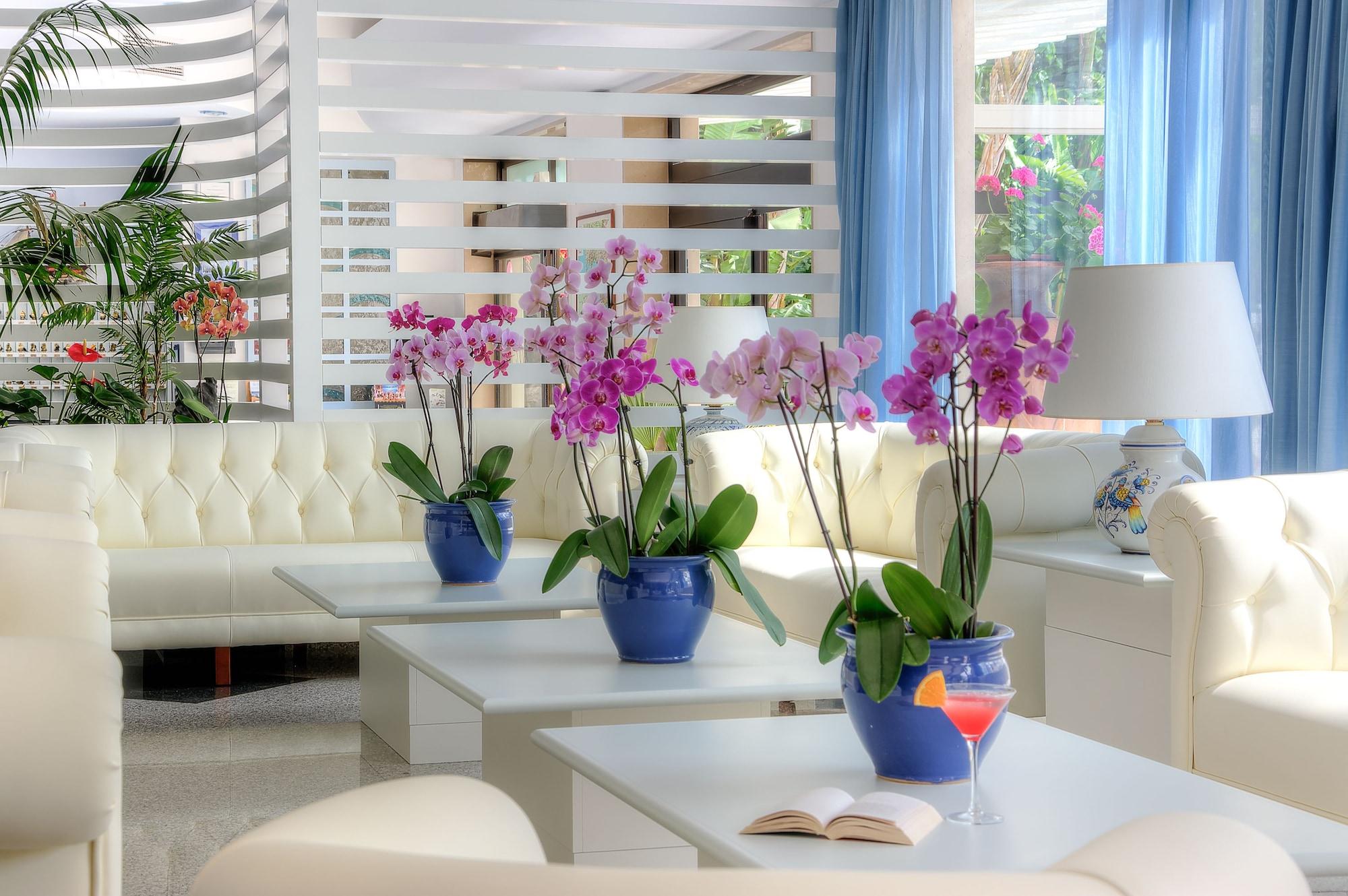 Vista Lobby Hotel Caravel