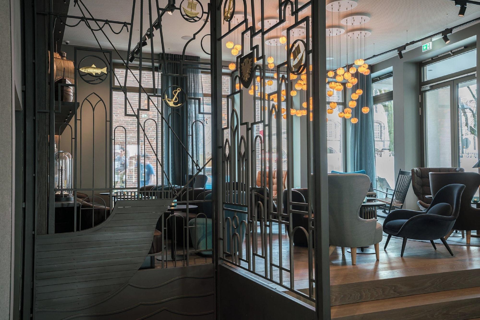 Varios Motel One Lübeck