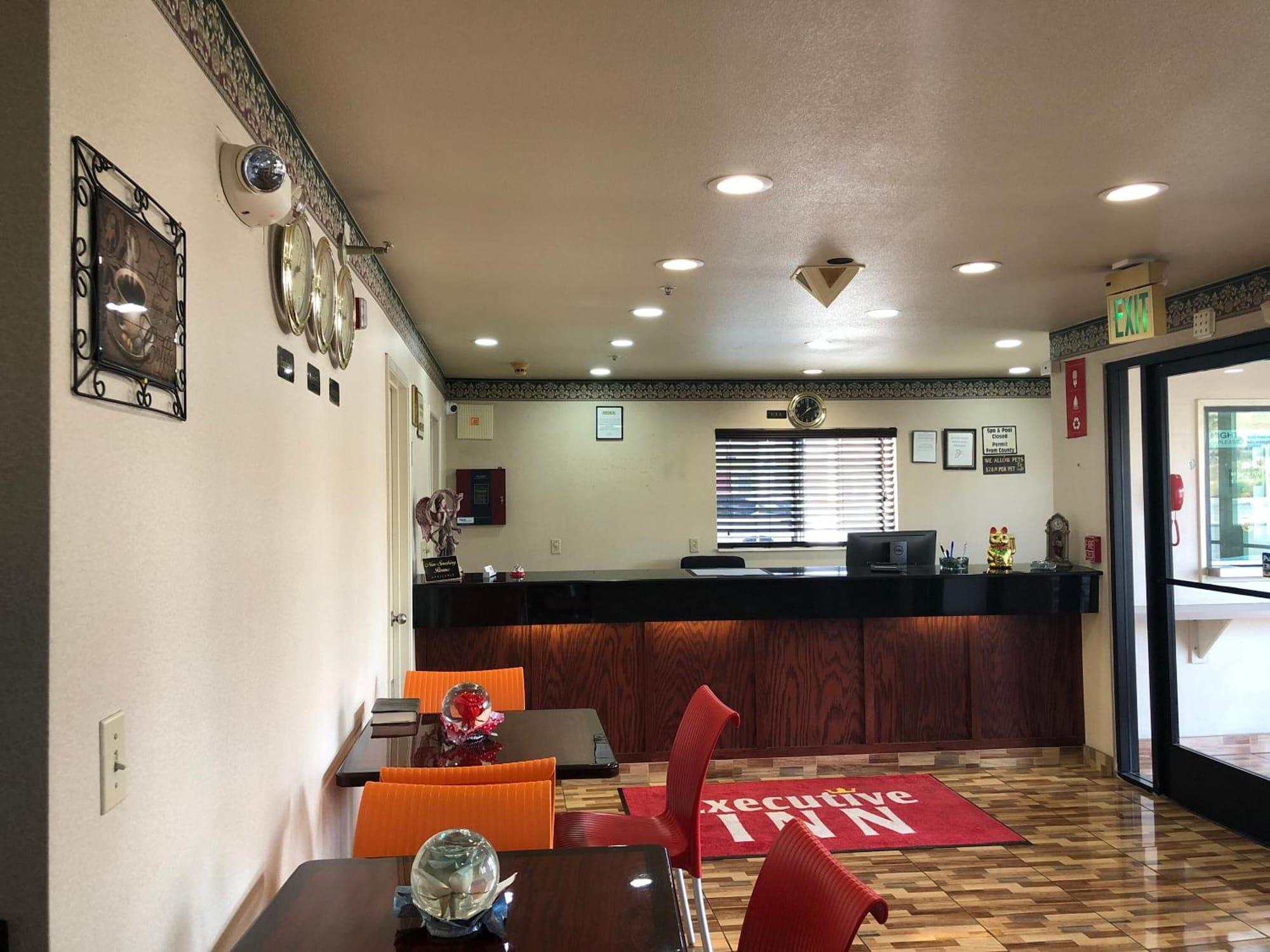 Restaurant Executive Inn