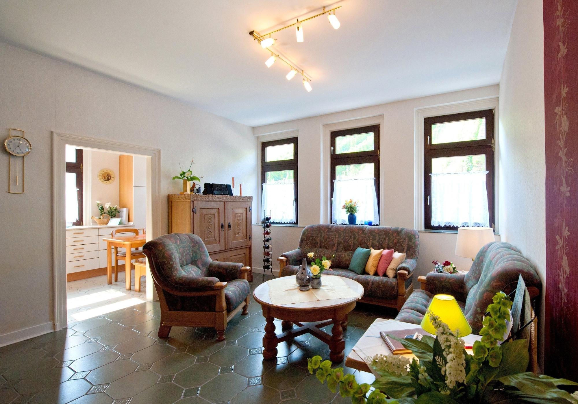 Varios Ferienwohnungen & Gästezimmer Kachel