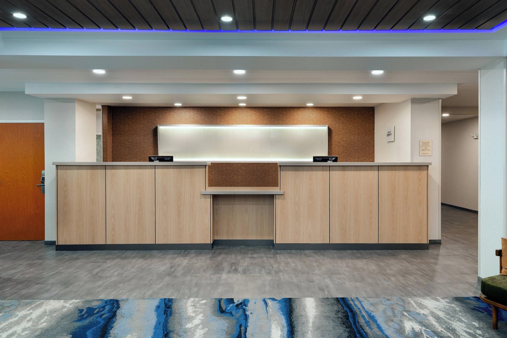 Vista Lobby Fairfield Inn & Suites by Marriott Atlanta Stonecrest