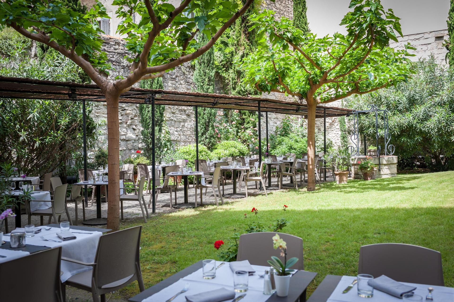 Restaurant Hotel Le Cloitre St Louis