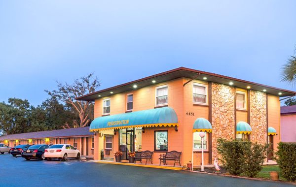 Knights Inn Kissimmee - Hoteles cerca de Kissimmee Walmart Supercenter Store en Orlando