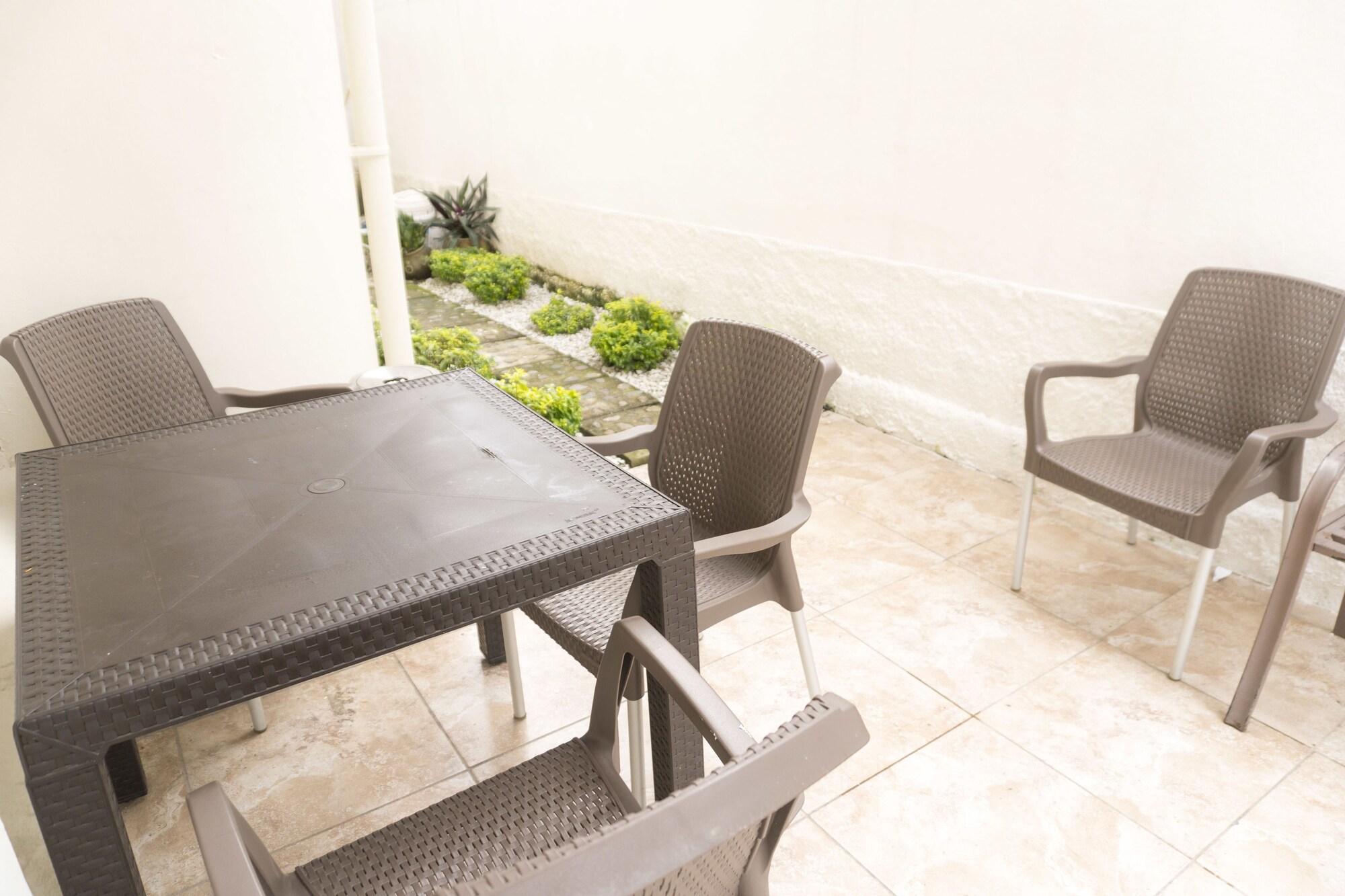 Equipamiento de Habitación Micro Hotel Rio de Piedras