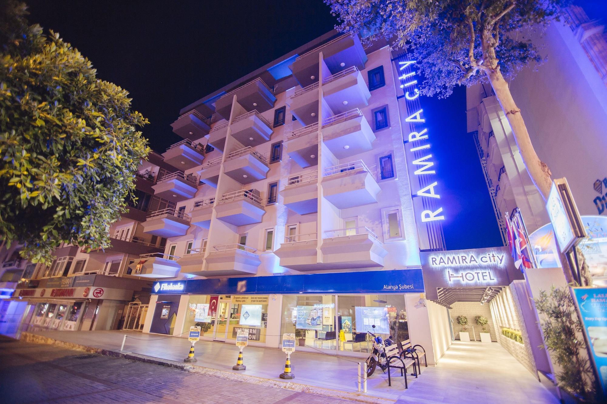 Vista Exterior Ramira City Hotel - Adults Only