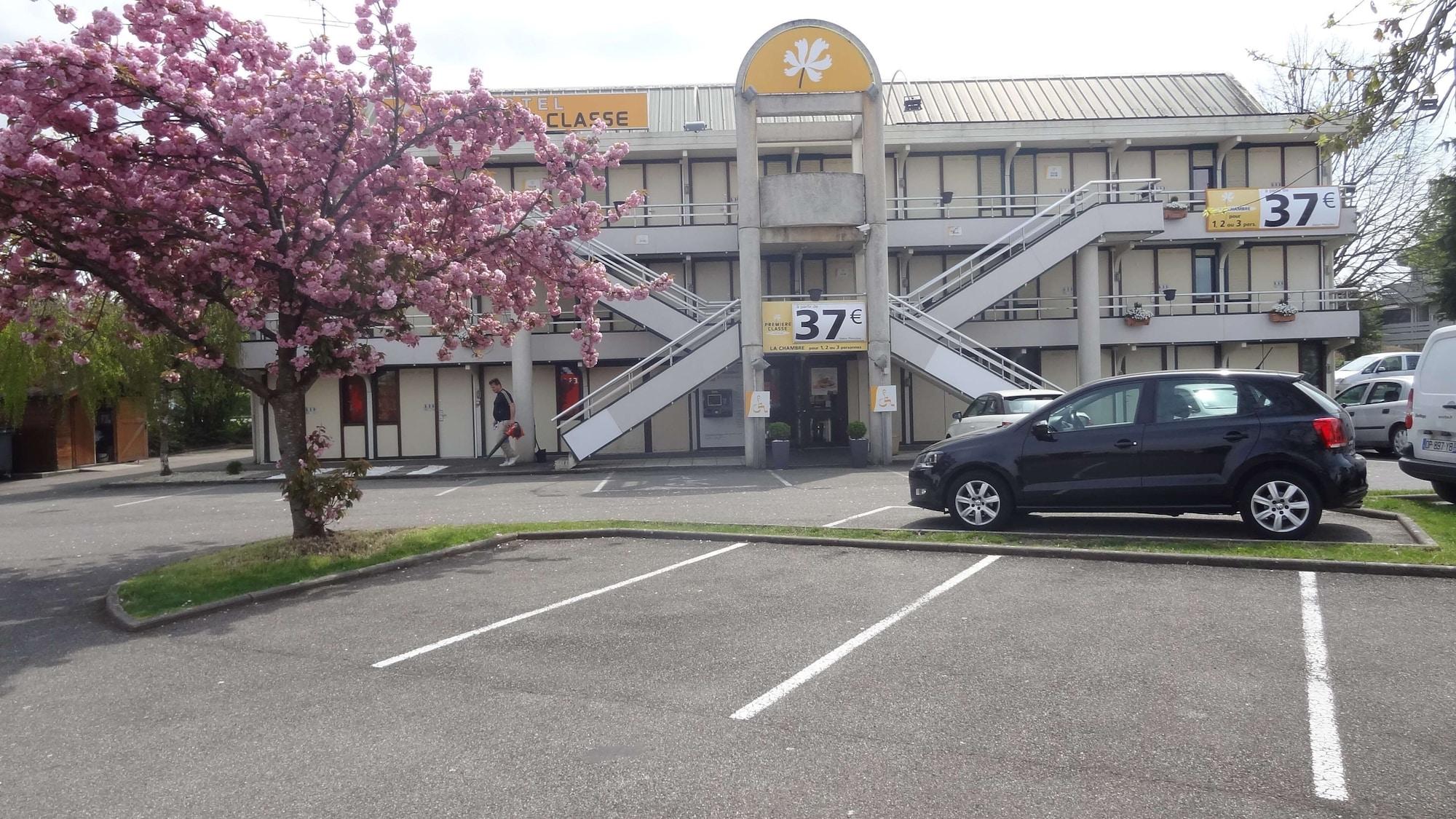 Vista Exterior Premiere Classe Mulhouse Sud - Morschwiller