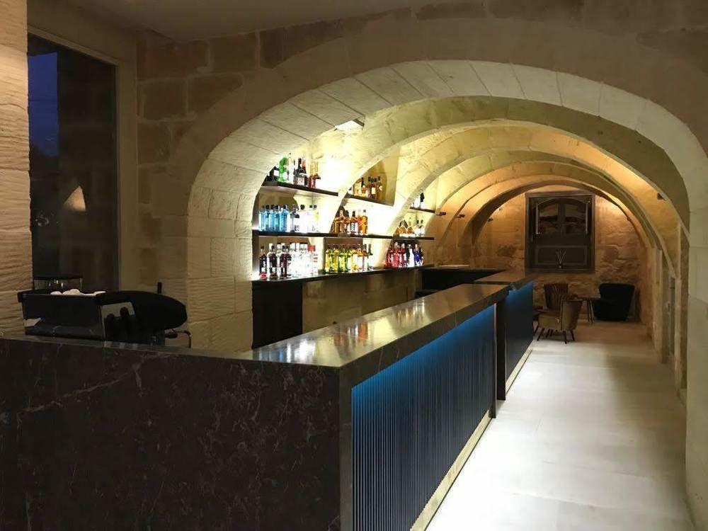 Varios Cesca Boutique Hotel