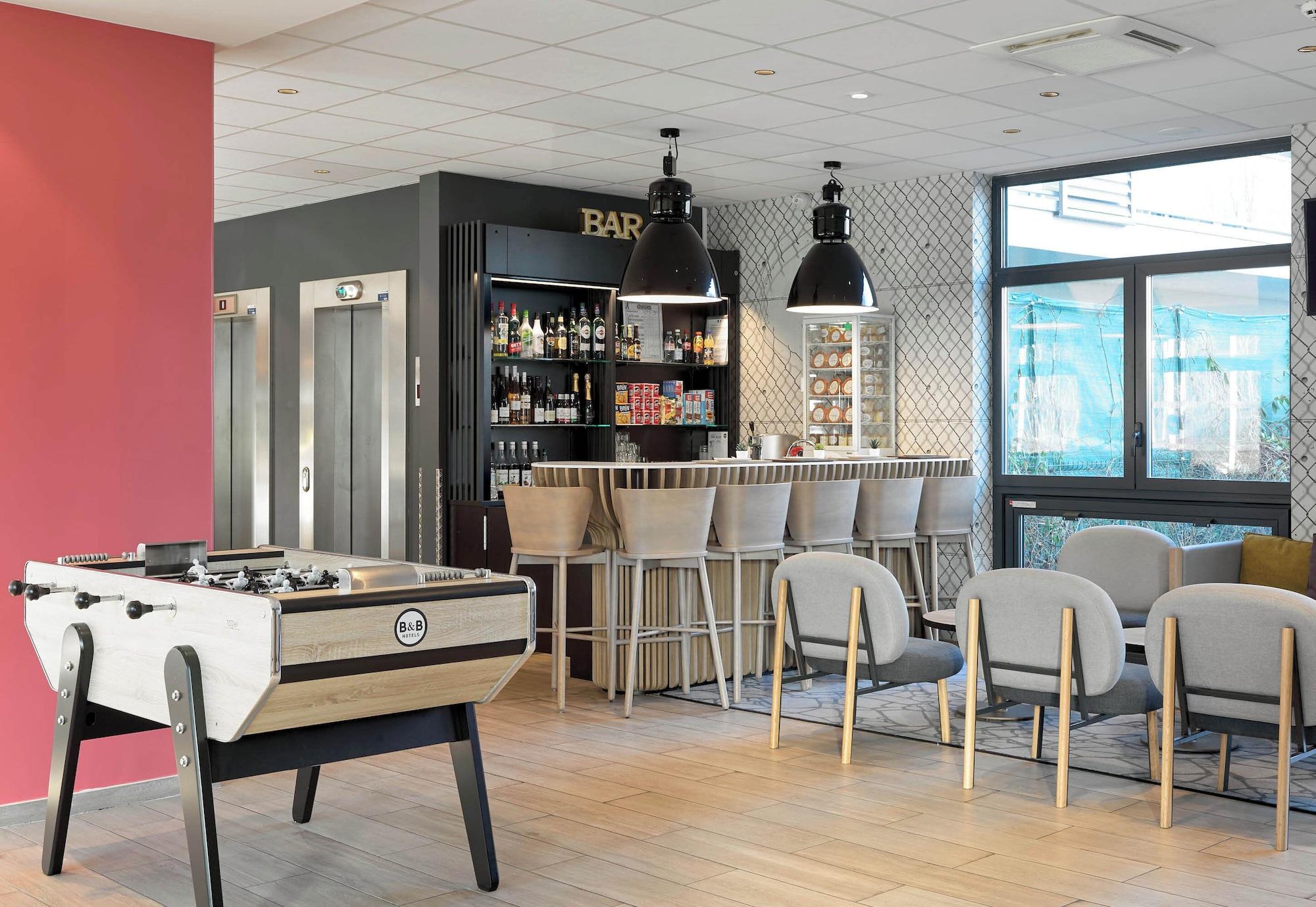Bar/Salón B&B HOTEL Paris Meudon Vélizy
