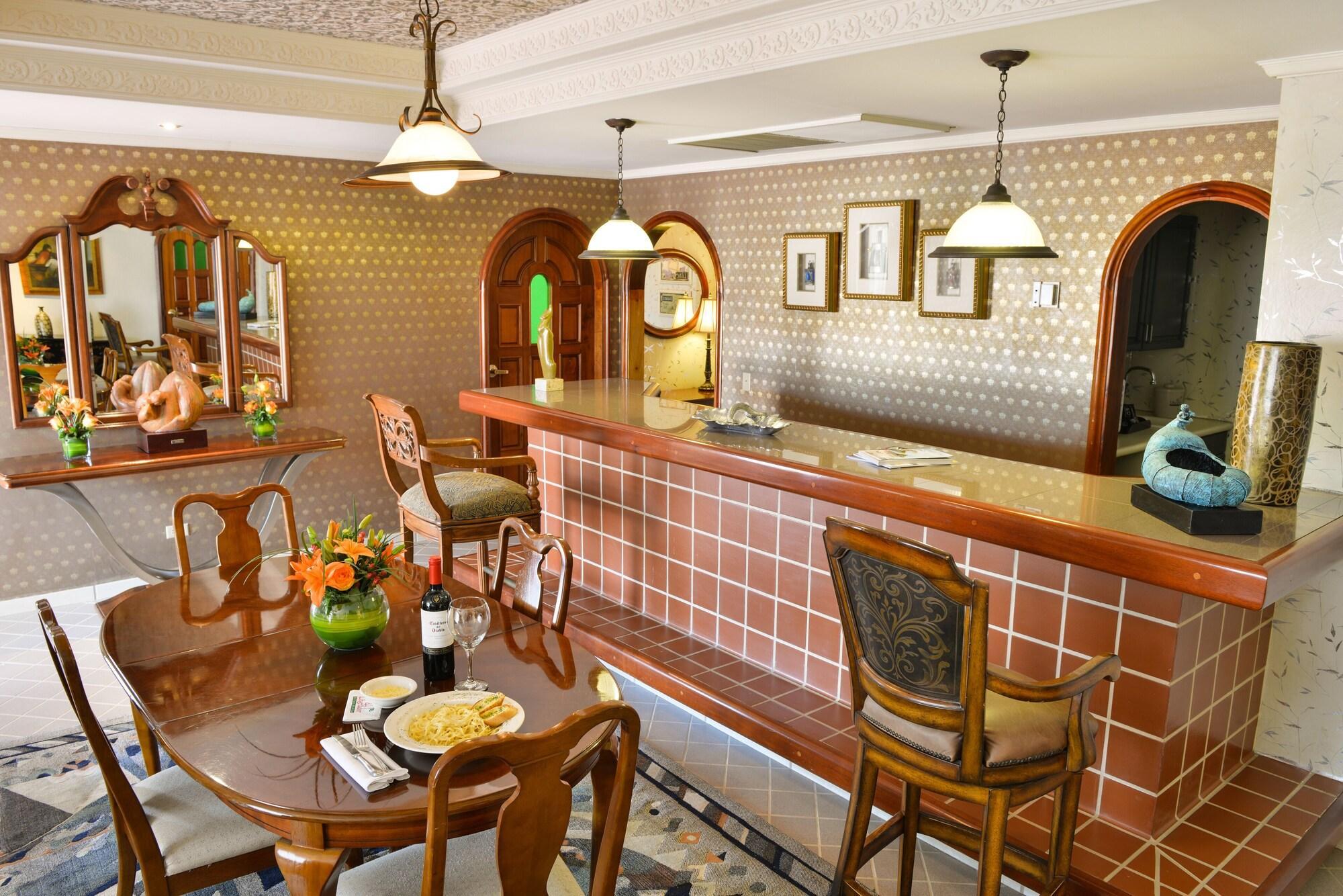 Restaurant Hotel Plaza Del Libertador