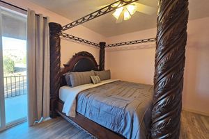 Hotel - The Winchester Ranch House