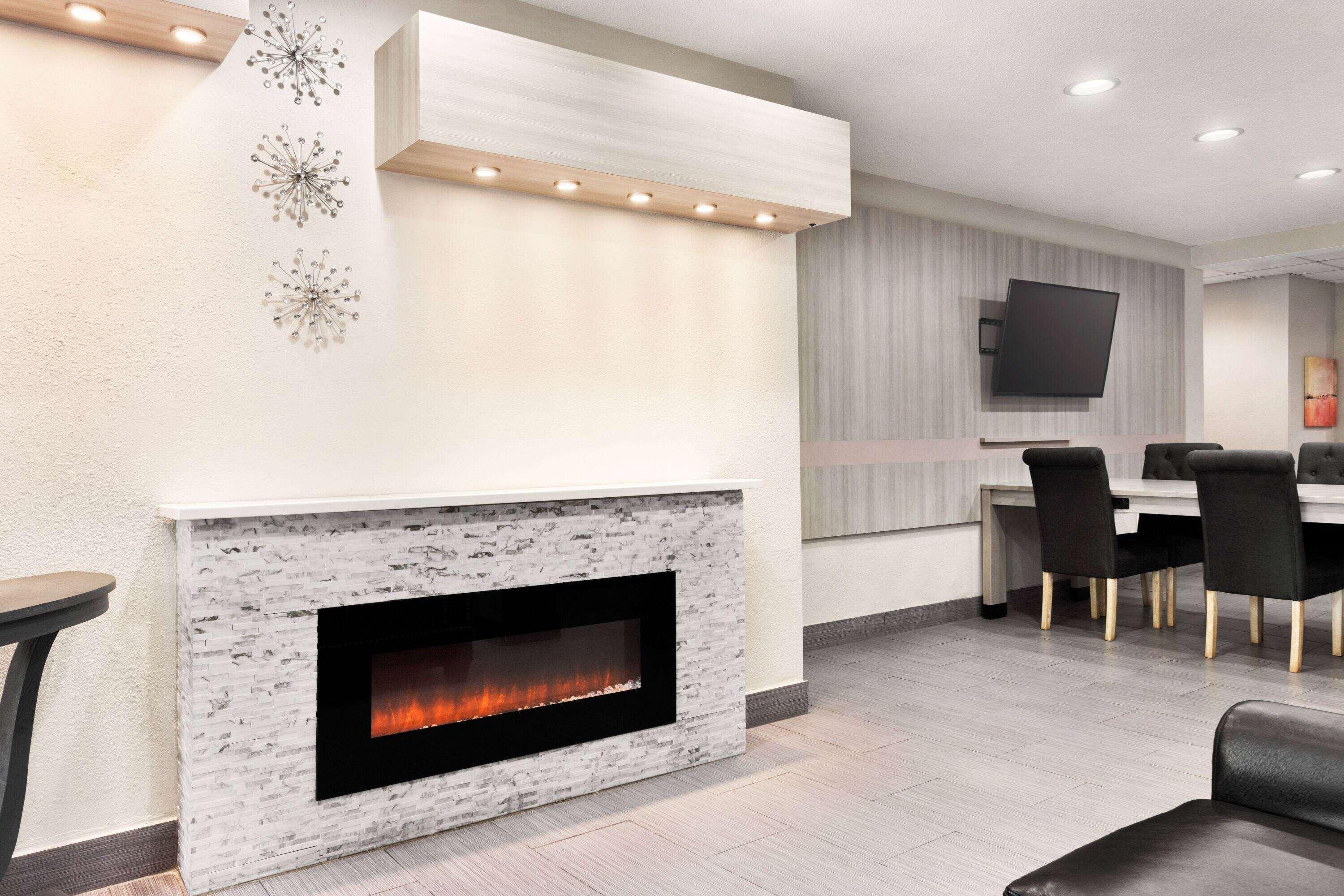 Vista Lobby Microtel Inn & Suites by Wyndham Florence/Cincinnati Airport