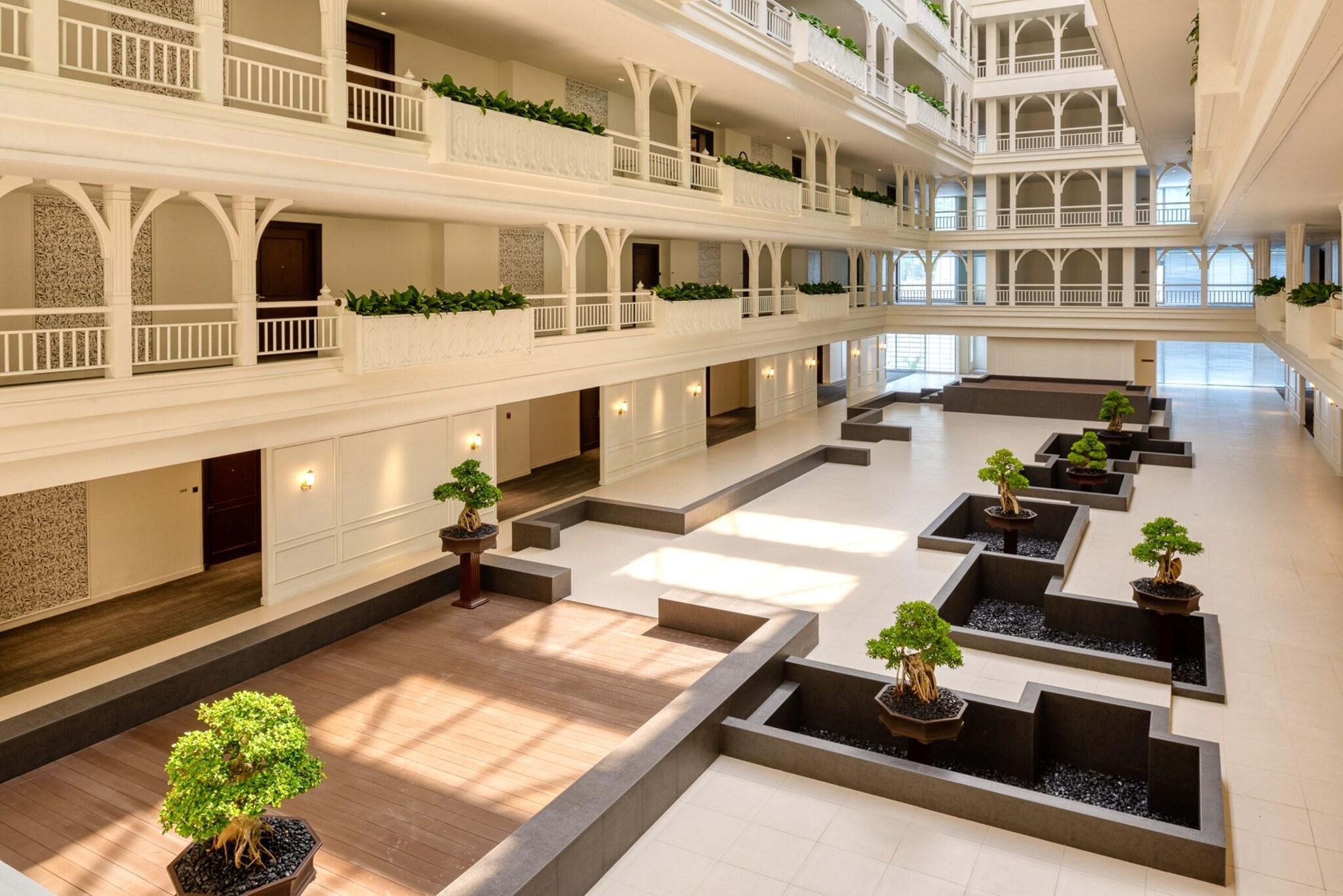 Vista Lobby Mövenpick BDMS Wellness Resort Bangkok