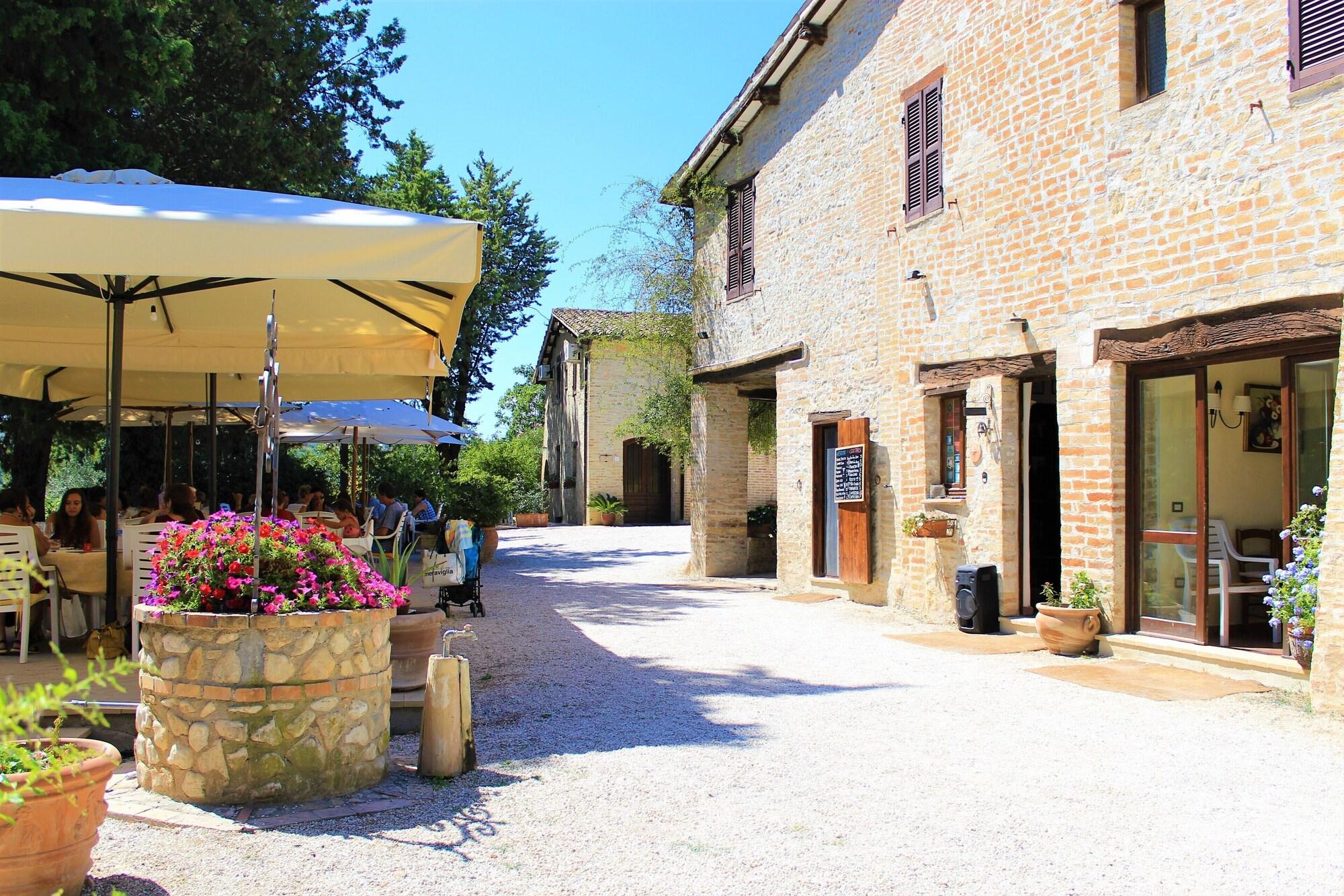 Vista Exterior Agriturismo Camiano Piccolo