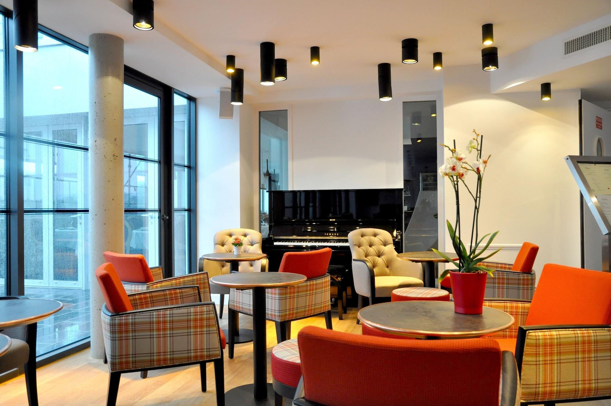 Vista Lobby Hôtel Les 3 Lieux - Restaurant Gastronomique, Bistrot, Espace sensoriel