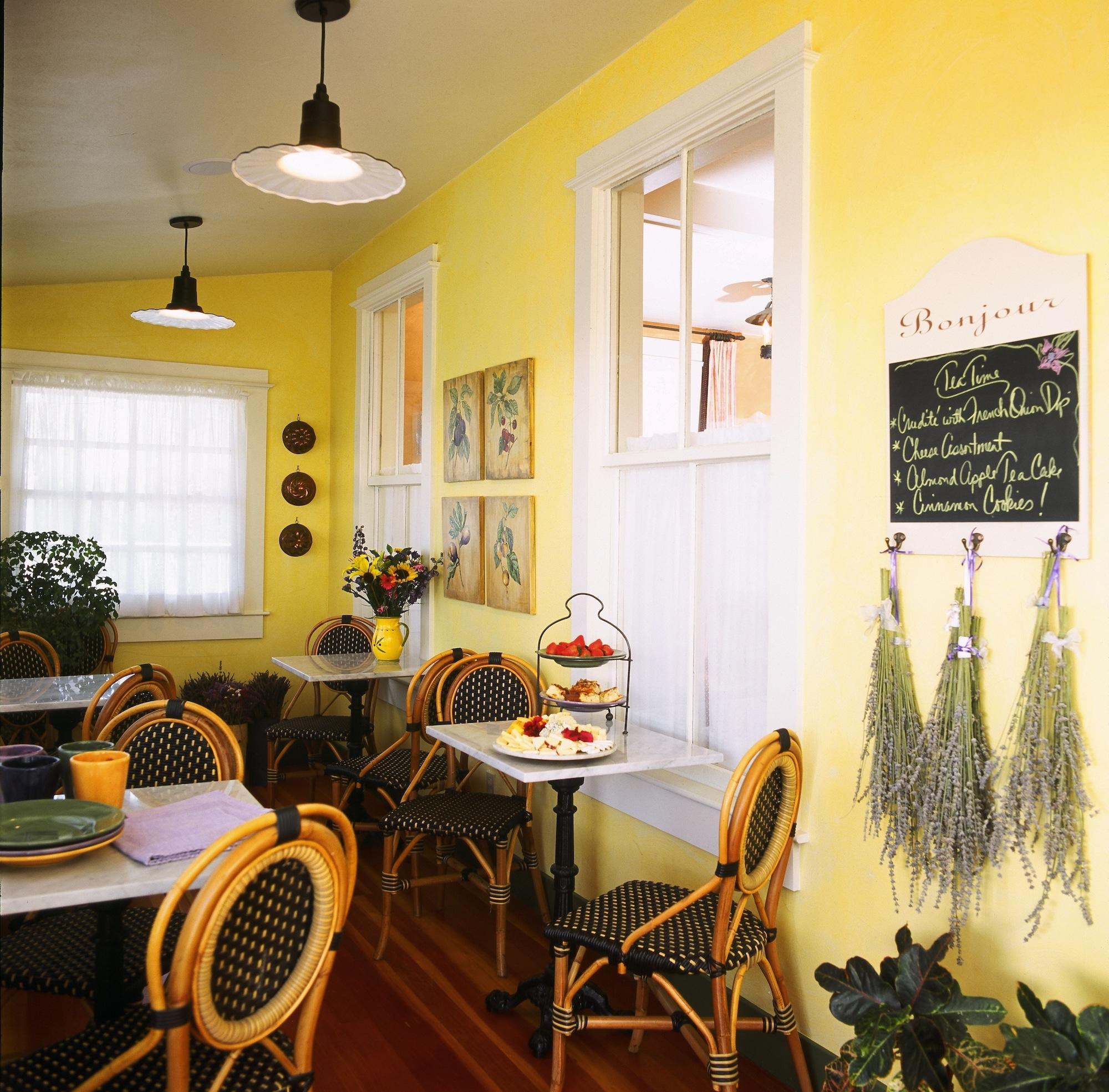 Restaurant Lavender, A Four Sisters Inn