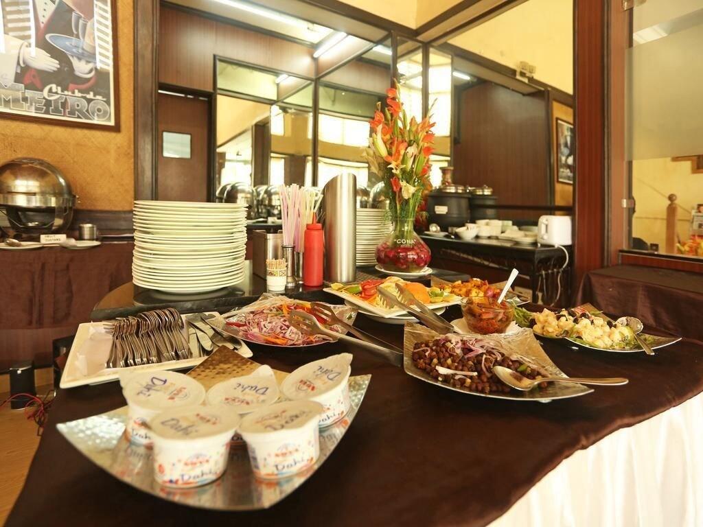 Restaurant Nirula's Hotel