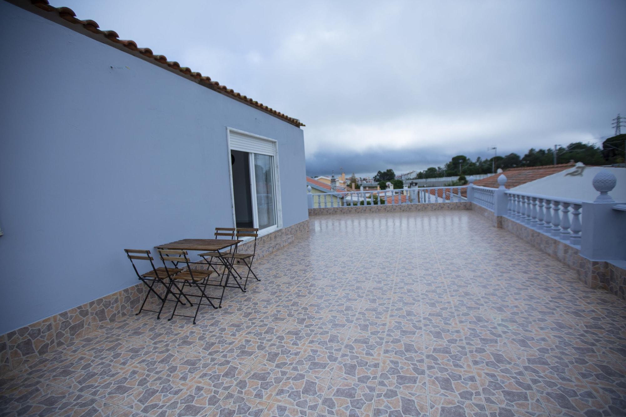 Vista Exterior Alecrm D Estepe - Hostel