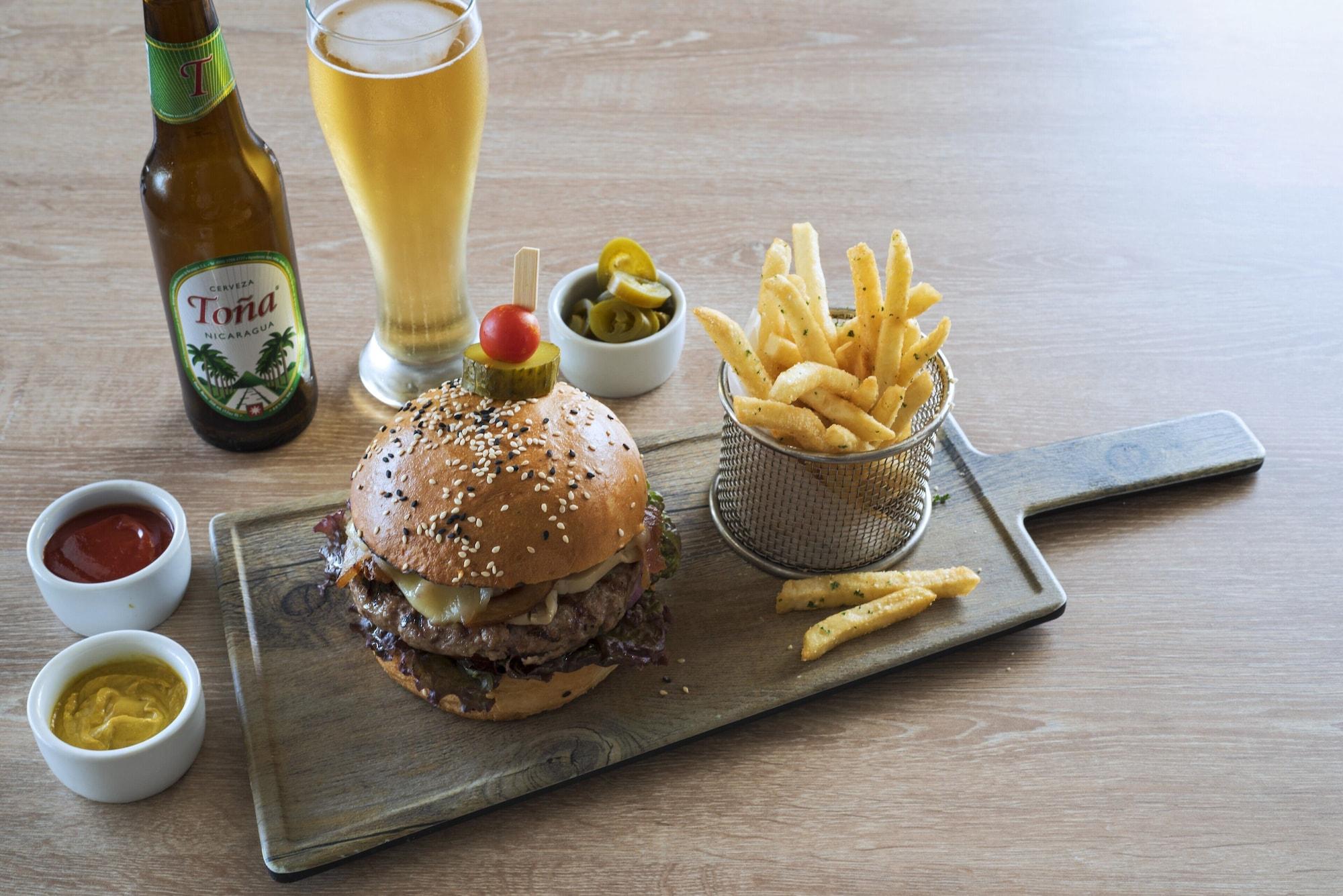 Restaurant Hyatt Place Managua