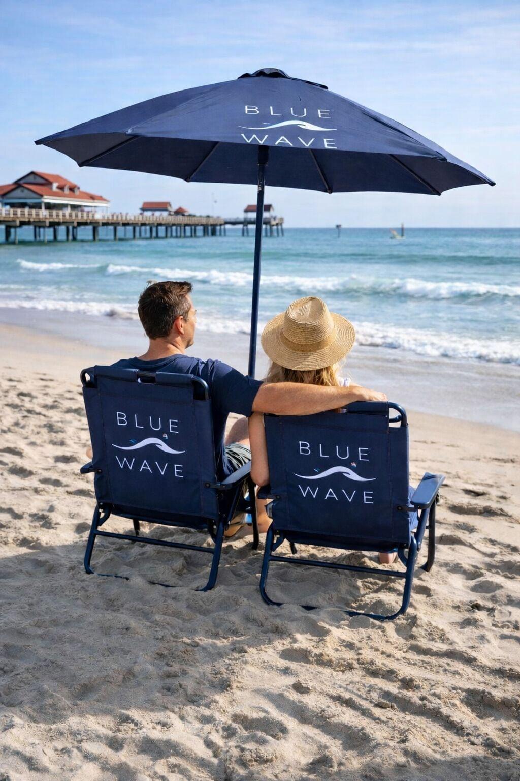 Vista Exterior Blue Wave Suites