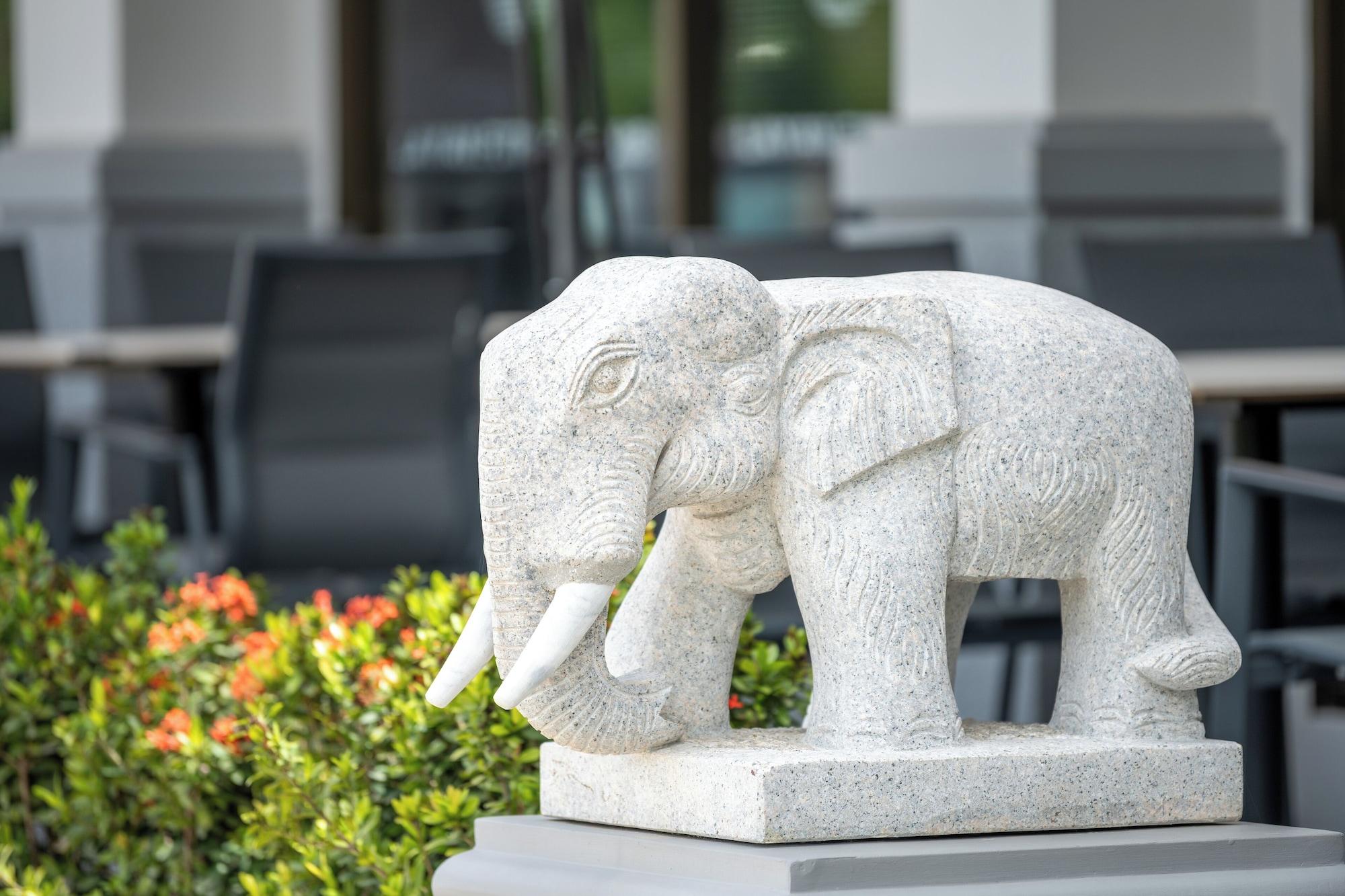 Vista Exterior A.Z. Sunrise Resort & Fitness Club