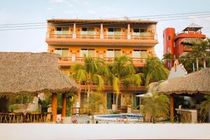 Alojamiento - Bonito Hotel by Arans