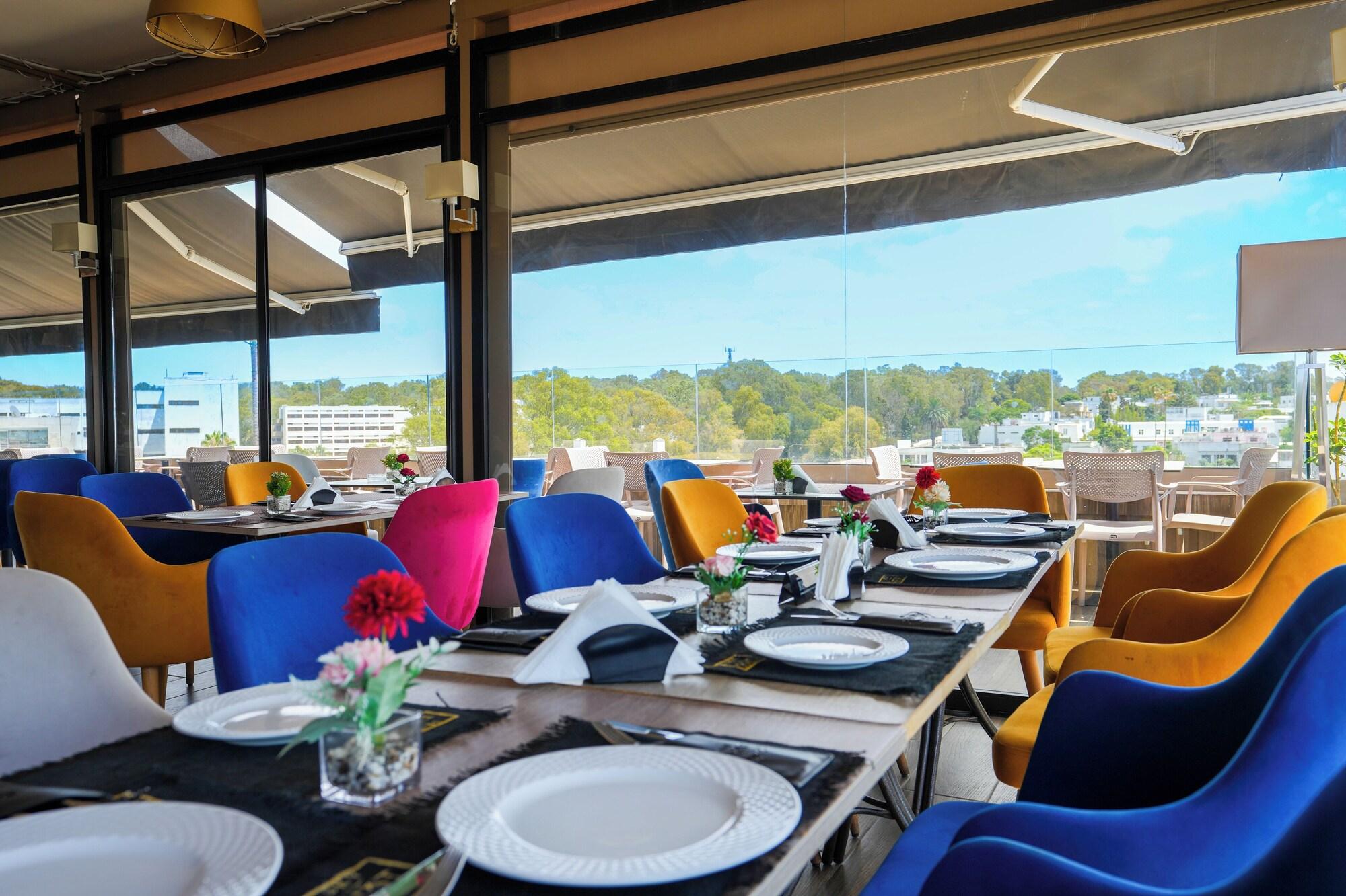 Restaurant First Suites Hôtel