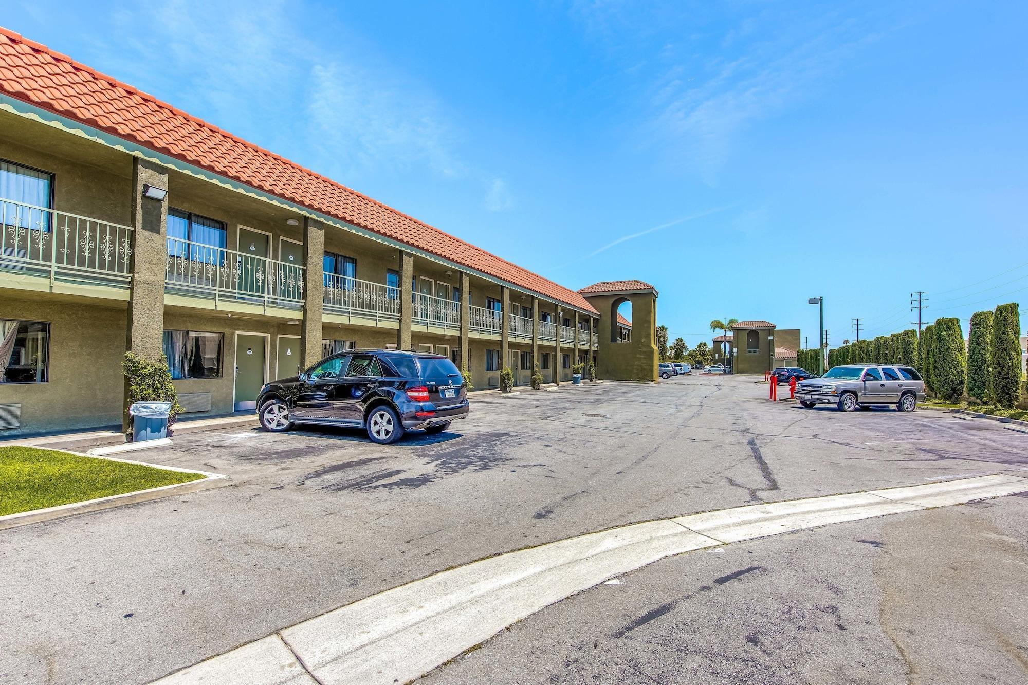 Vista Exterior Budget Inn