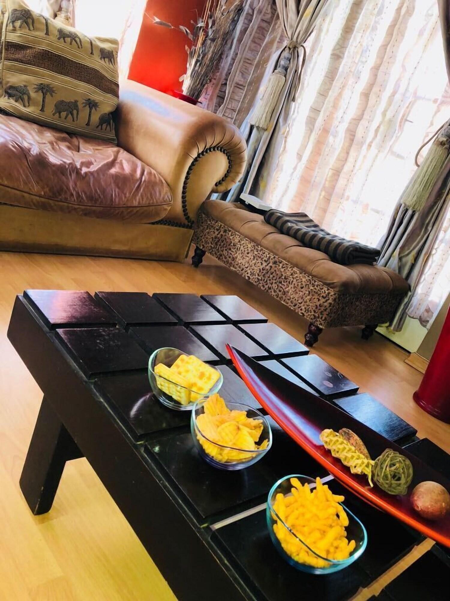 Vista Lobby Khuvena Guest House