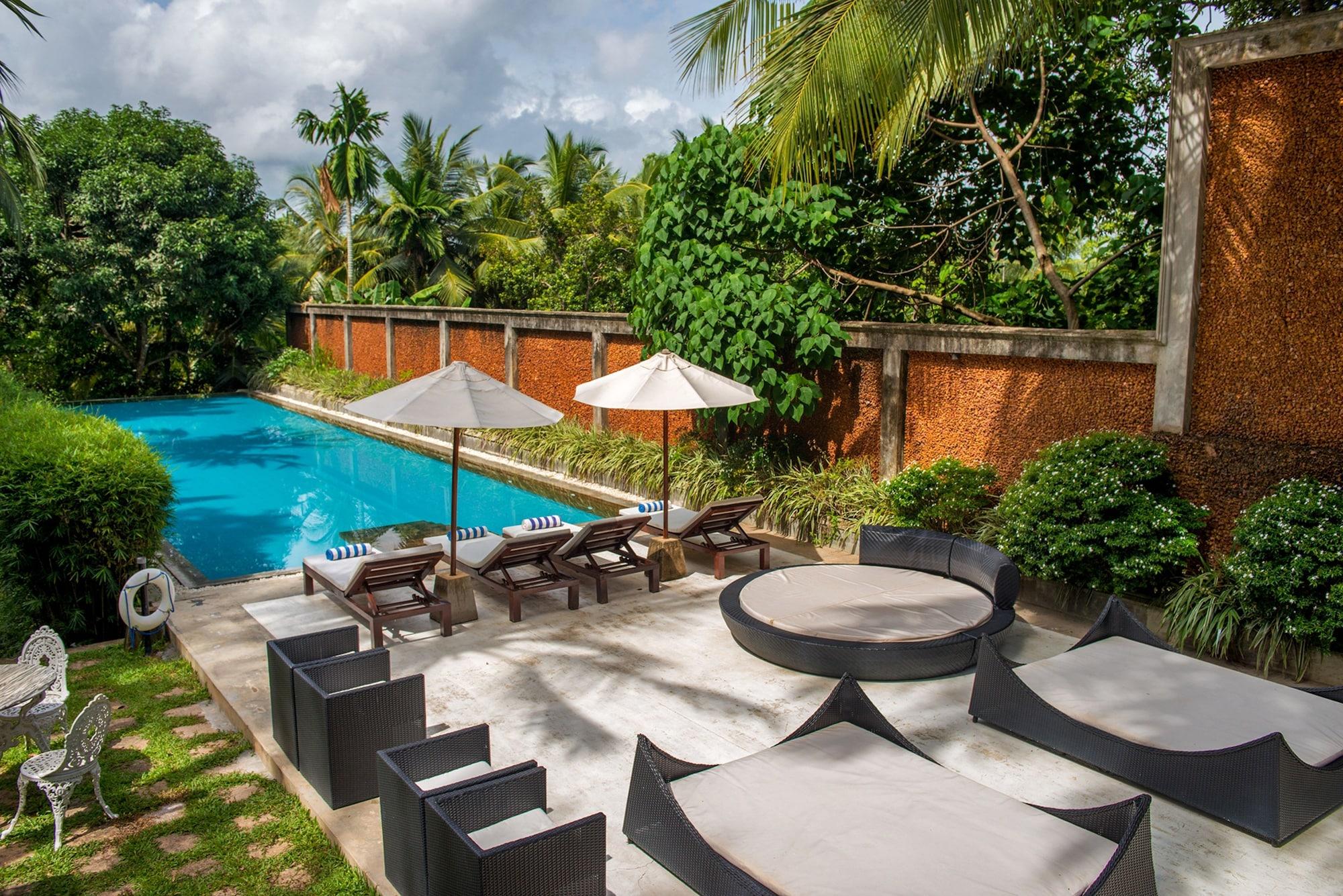 Vista Piscina Tamarind Hill by Asia Leisure