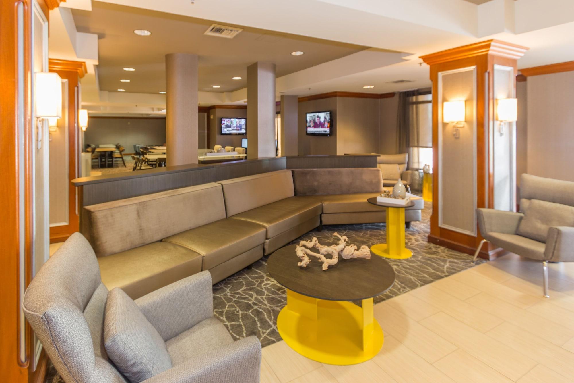 Vista Lobby SpringHill Suites by Marriott Tampa Westshore Airport