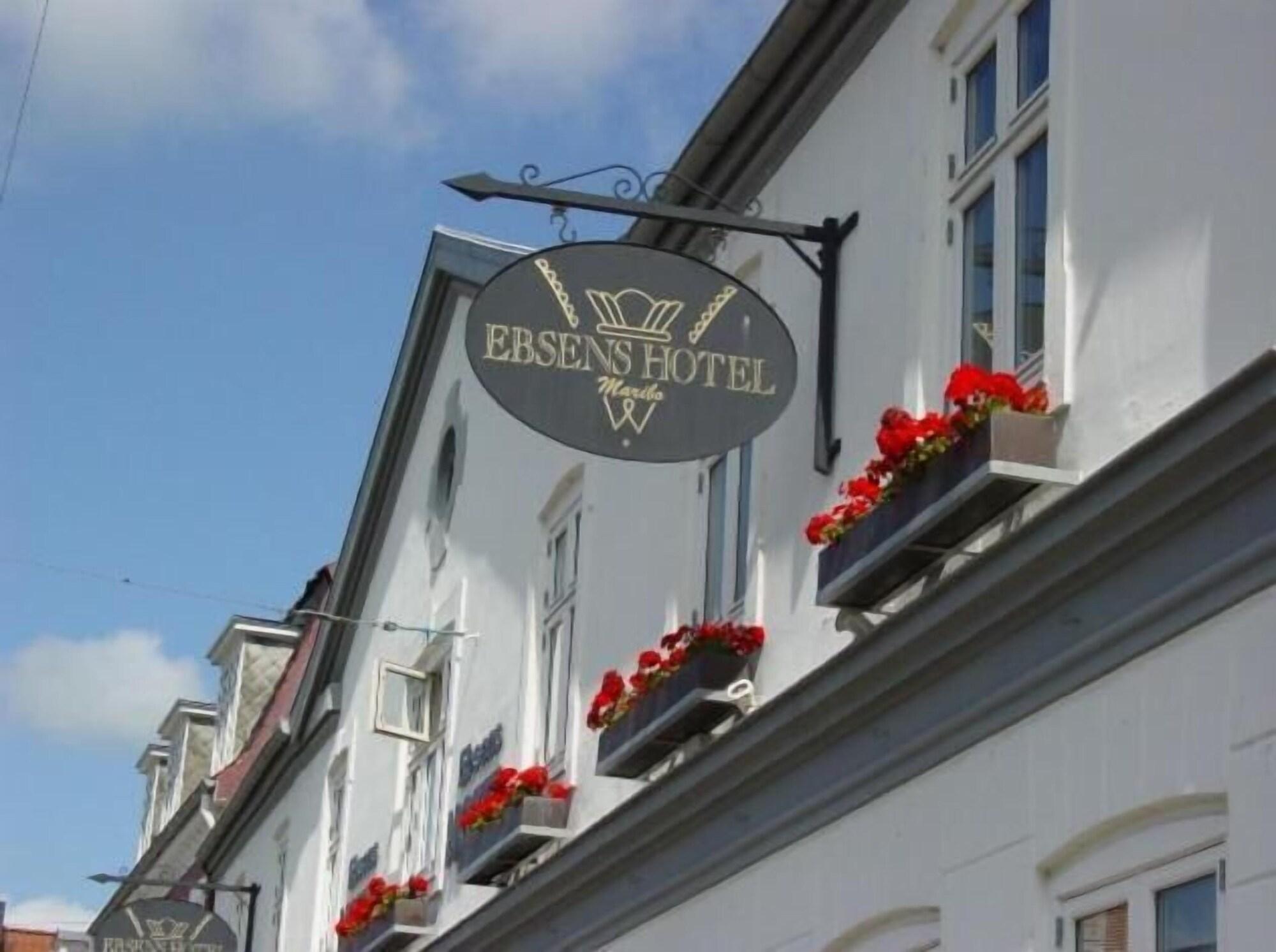 Vista Exterior Ebsens Hotel