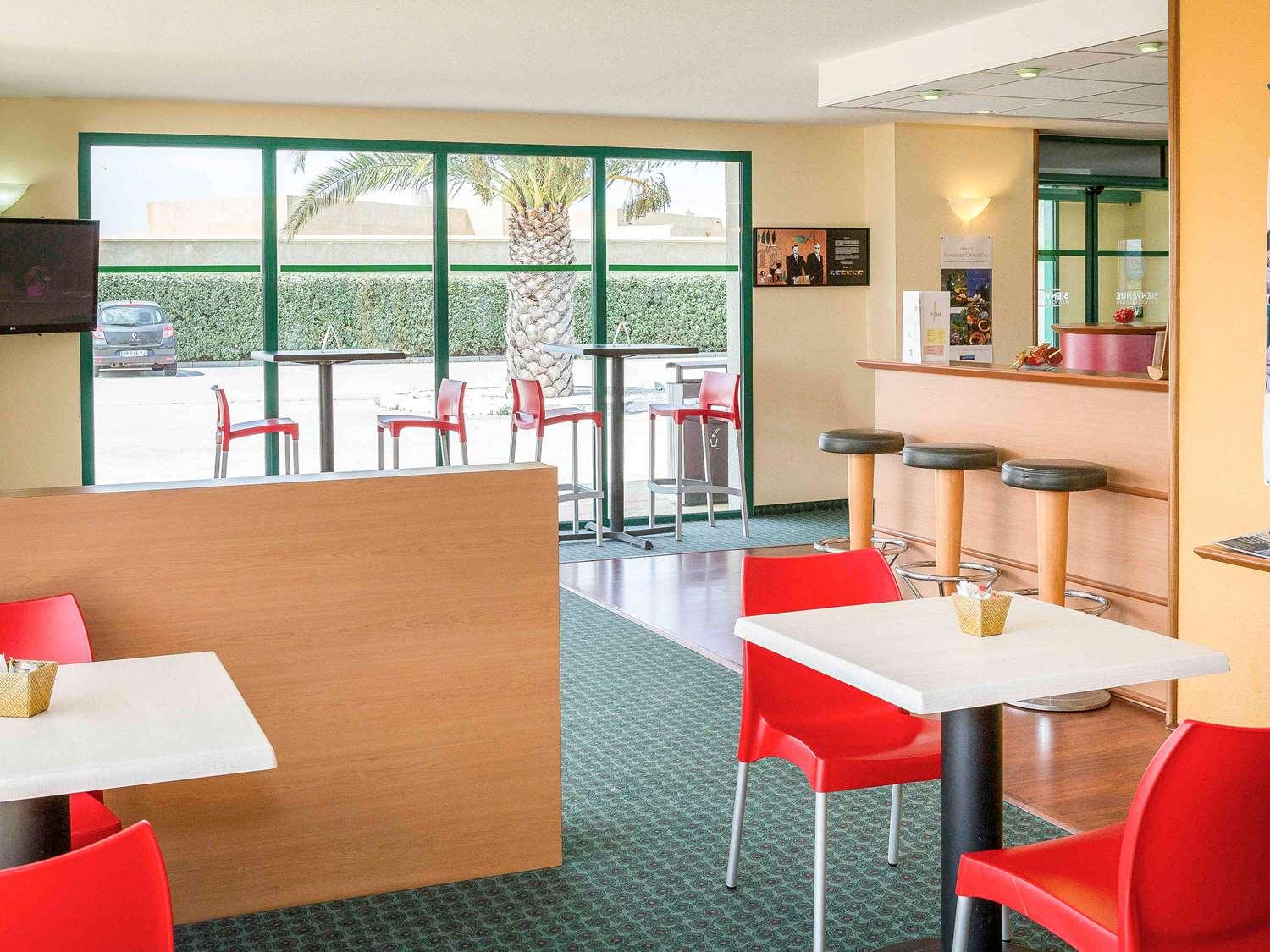 Bar/Salón Ibis Perpignan Nord Rivesaltes