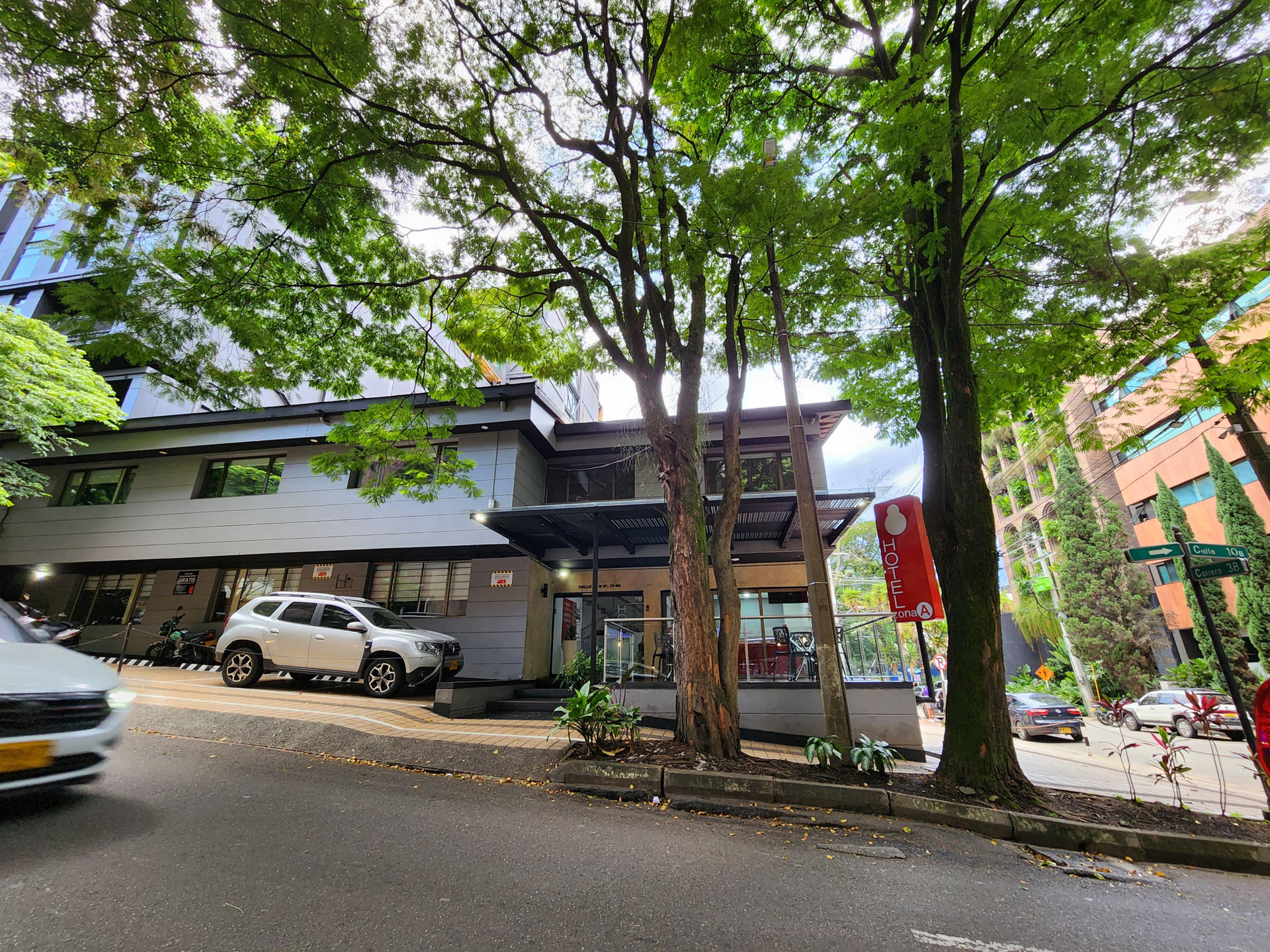 Vista Exterior Hotel Zona A