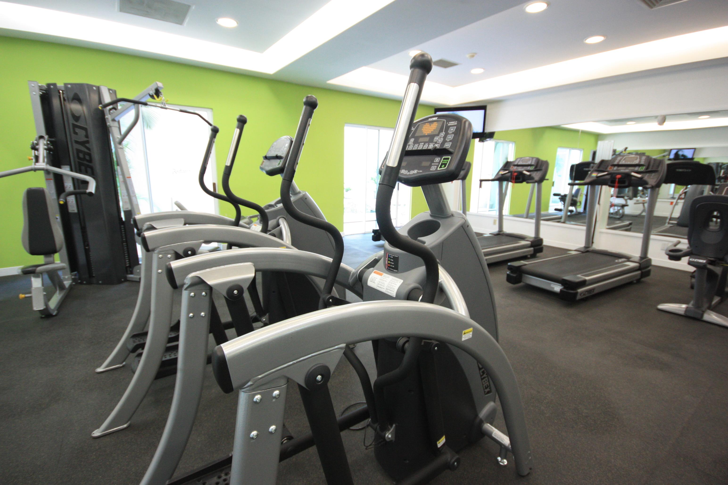 Gimnasio Radisson Poliforum Plaza Hotel Leon