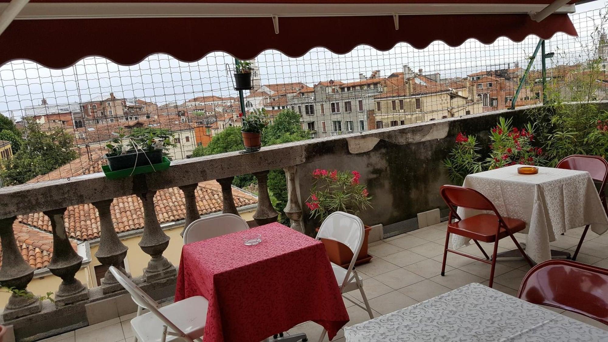 Restaurant Ostello Domus Civica
