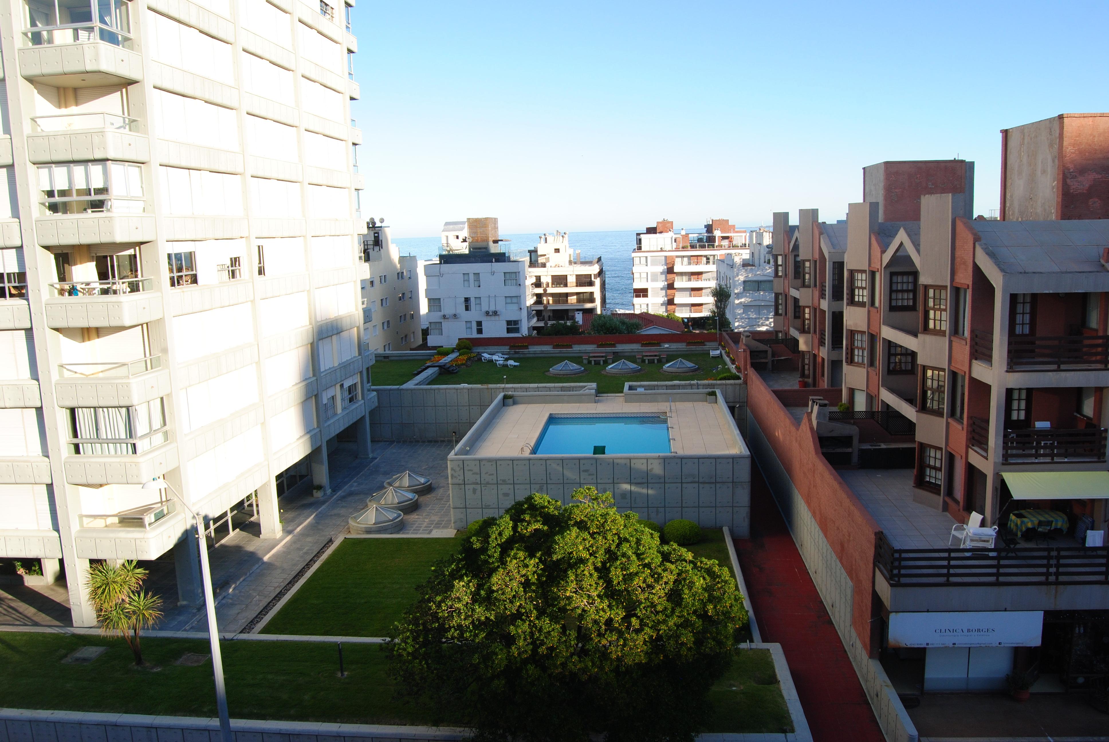 Vista Exterior Hotel 24