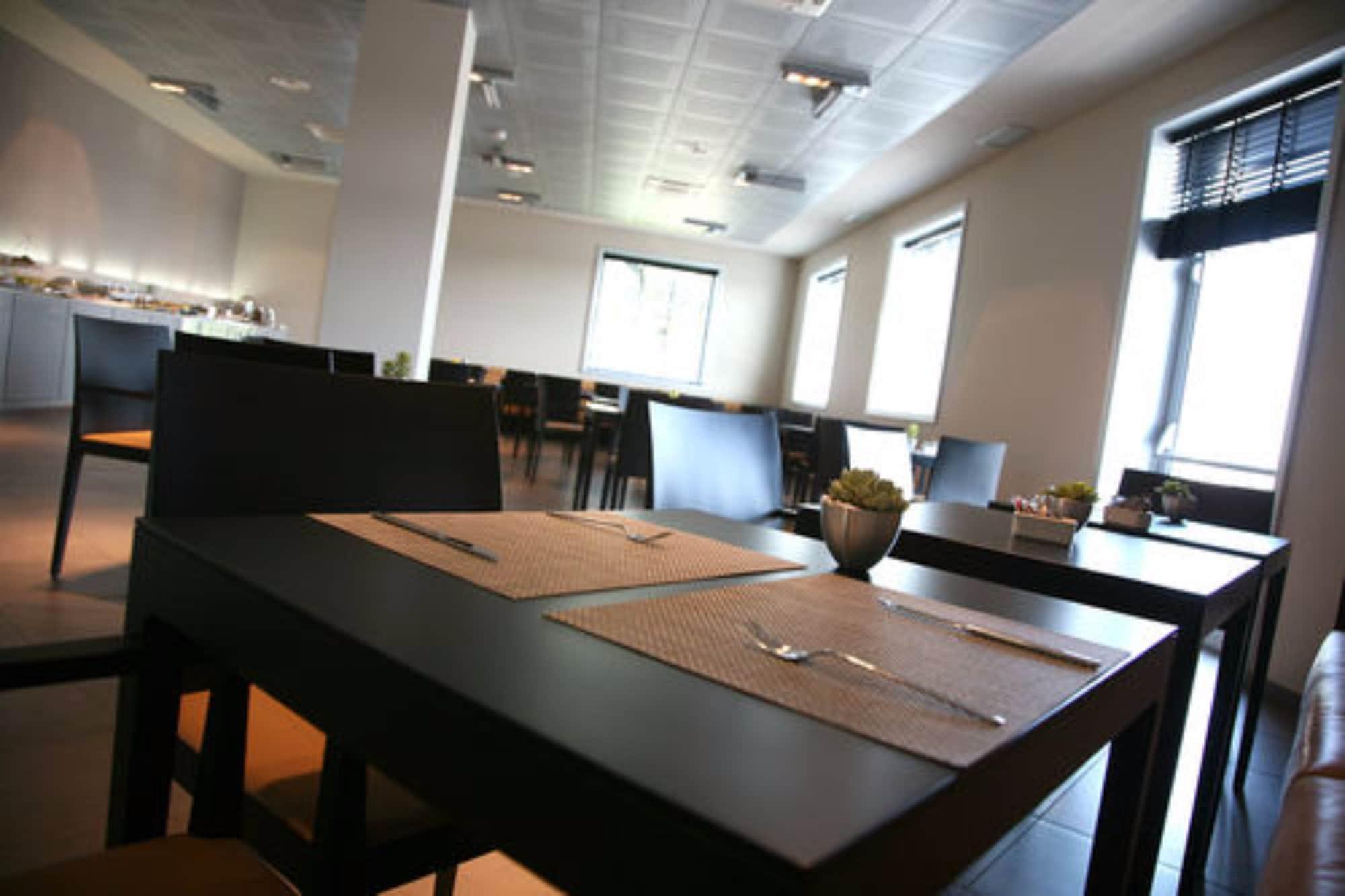 Bar/Salón G Hotel