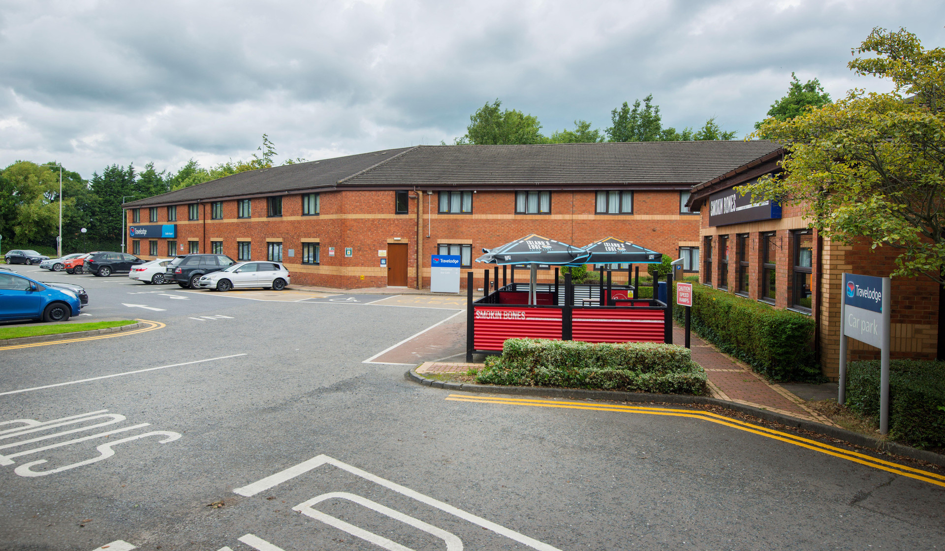 Vista Exterior Travelodge Dublin Airport North Swords
