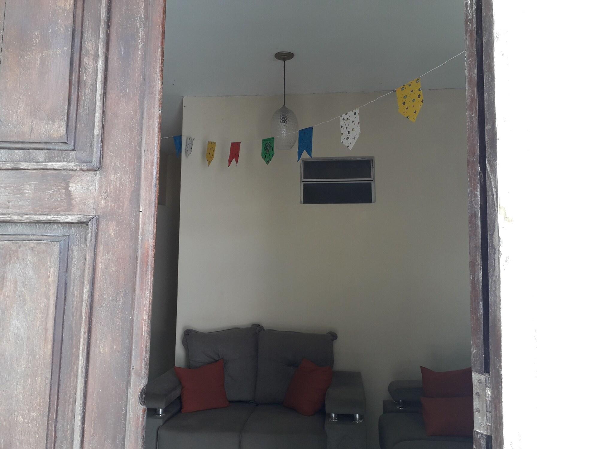 Equipamiento de Habitación O Maior São João do Mundo CG