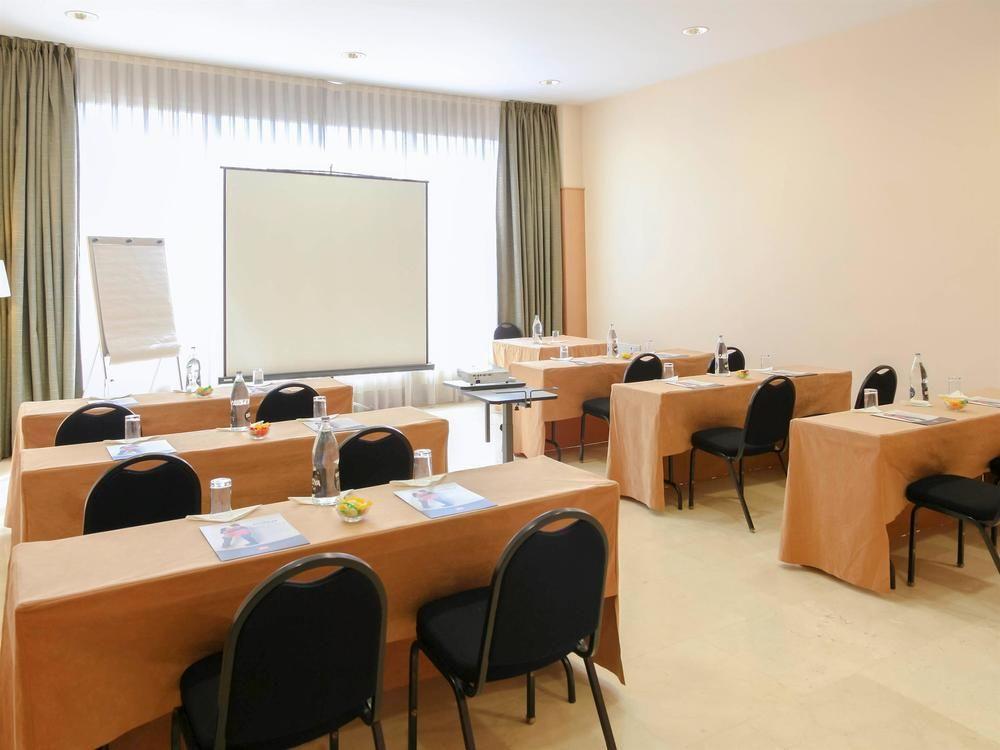 Sala de Reuniones Hotel ibis Madrid Arganda
